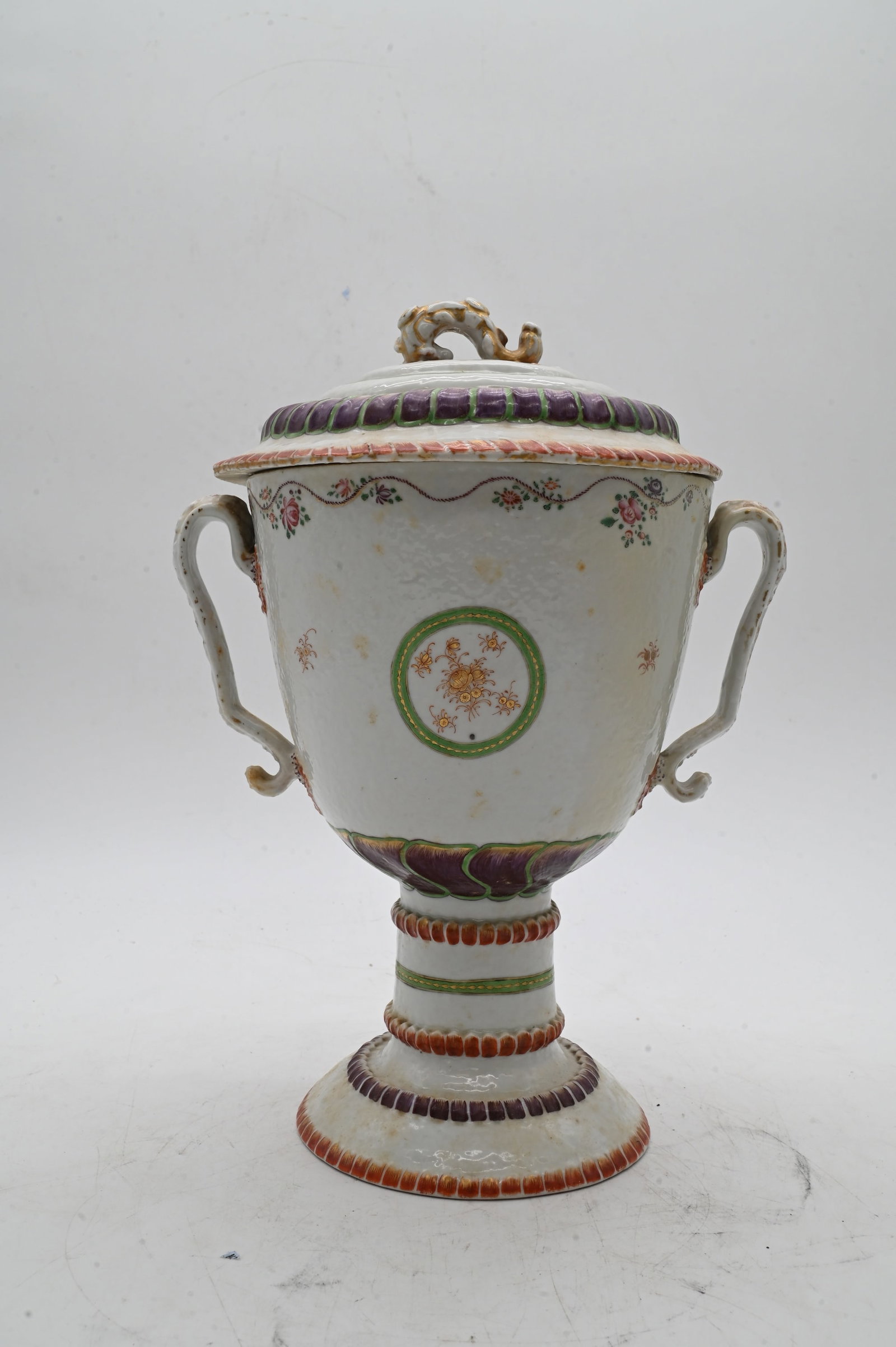 Chinese Export Covered Urn - 2