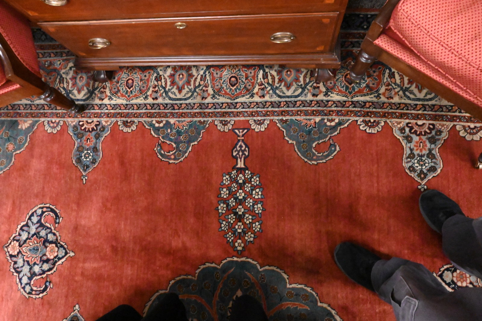 Tabriz Oriental Carpet - 4