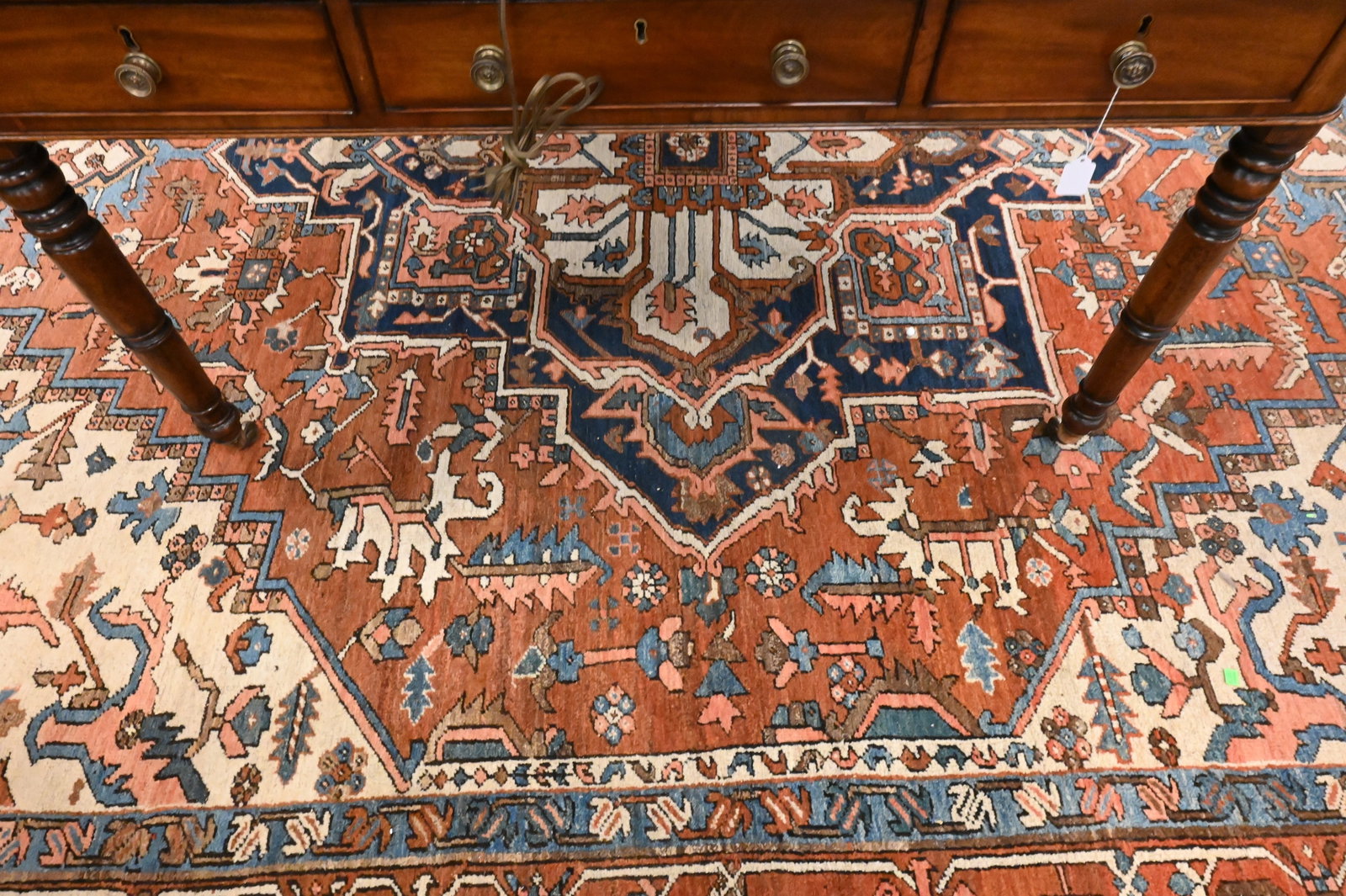Serapi Oriental Carpet - 5