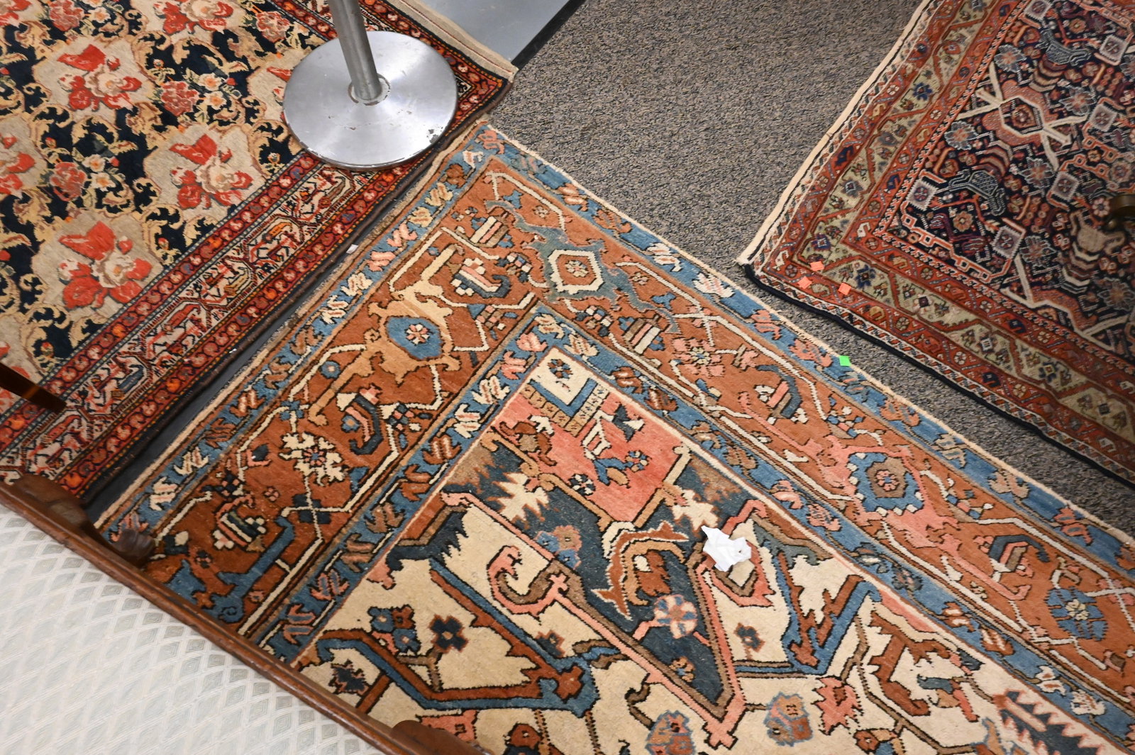 Serapi Oriental Carpet - 6