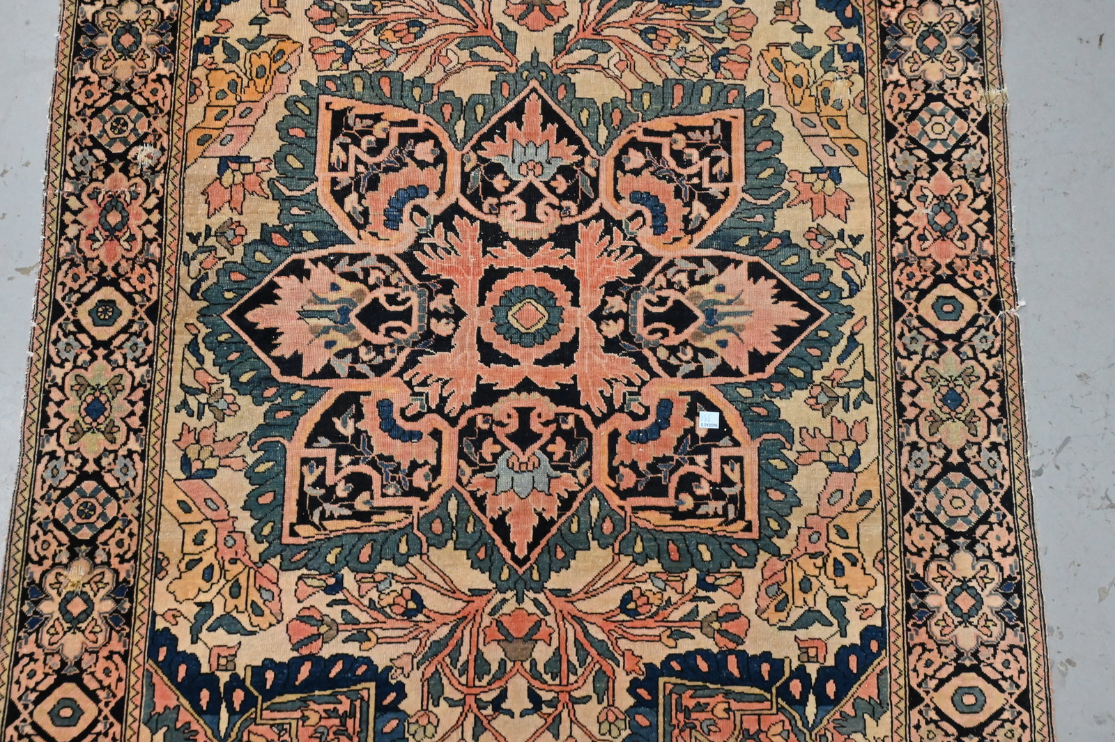 Ferahan Throw Rug - 4