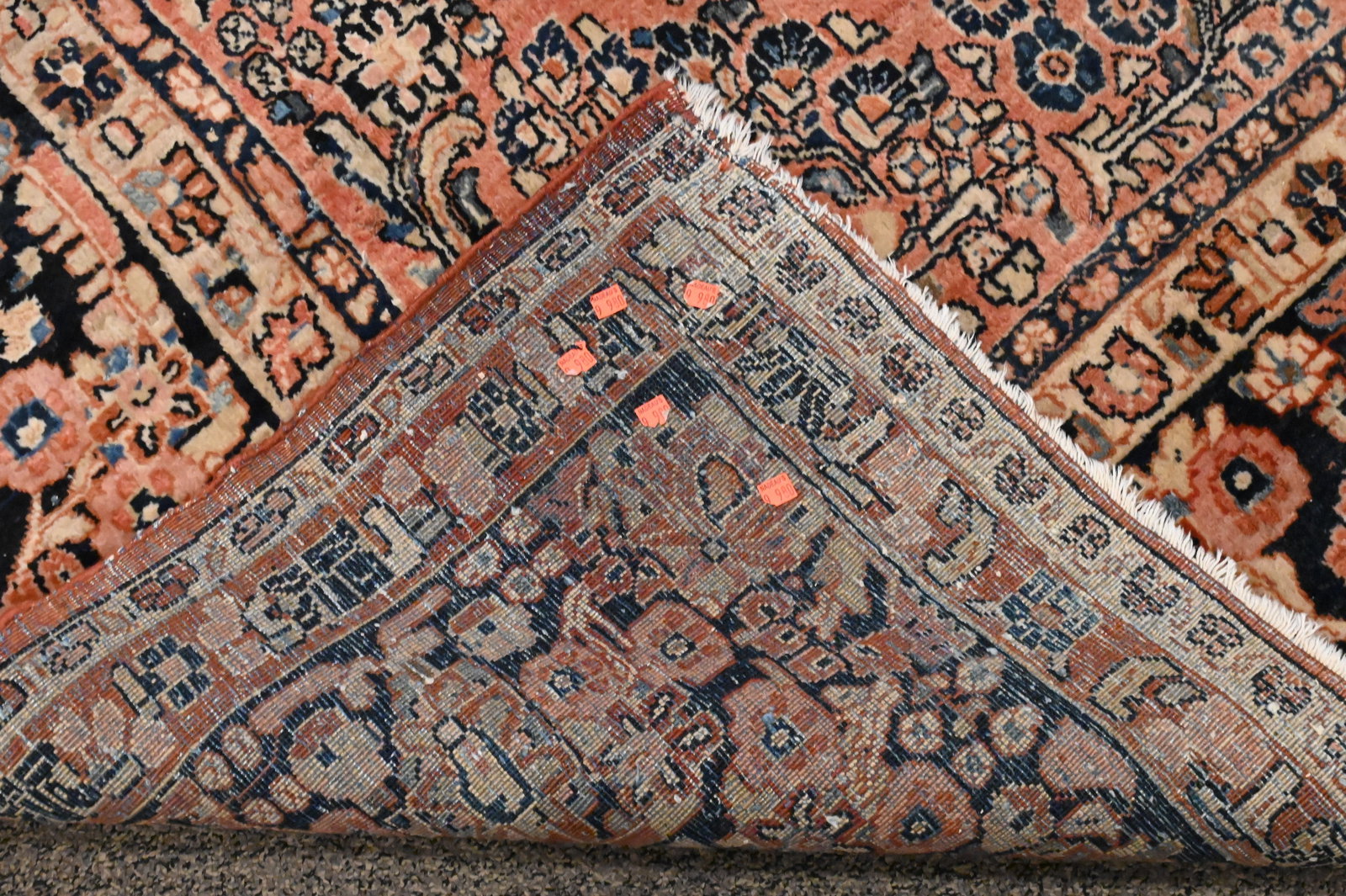 Sarouk Carpet - 7