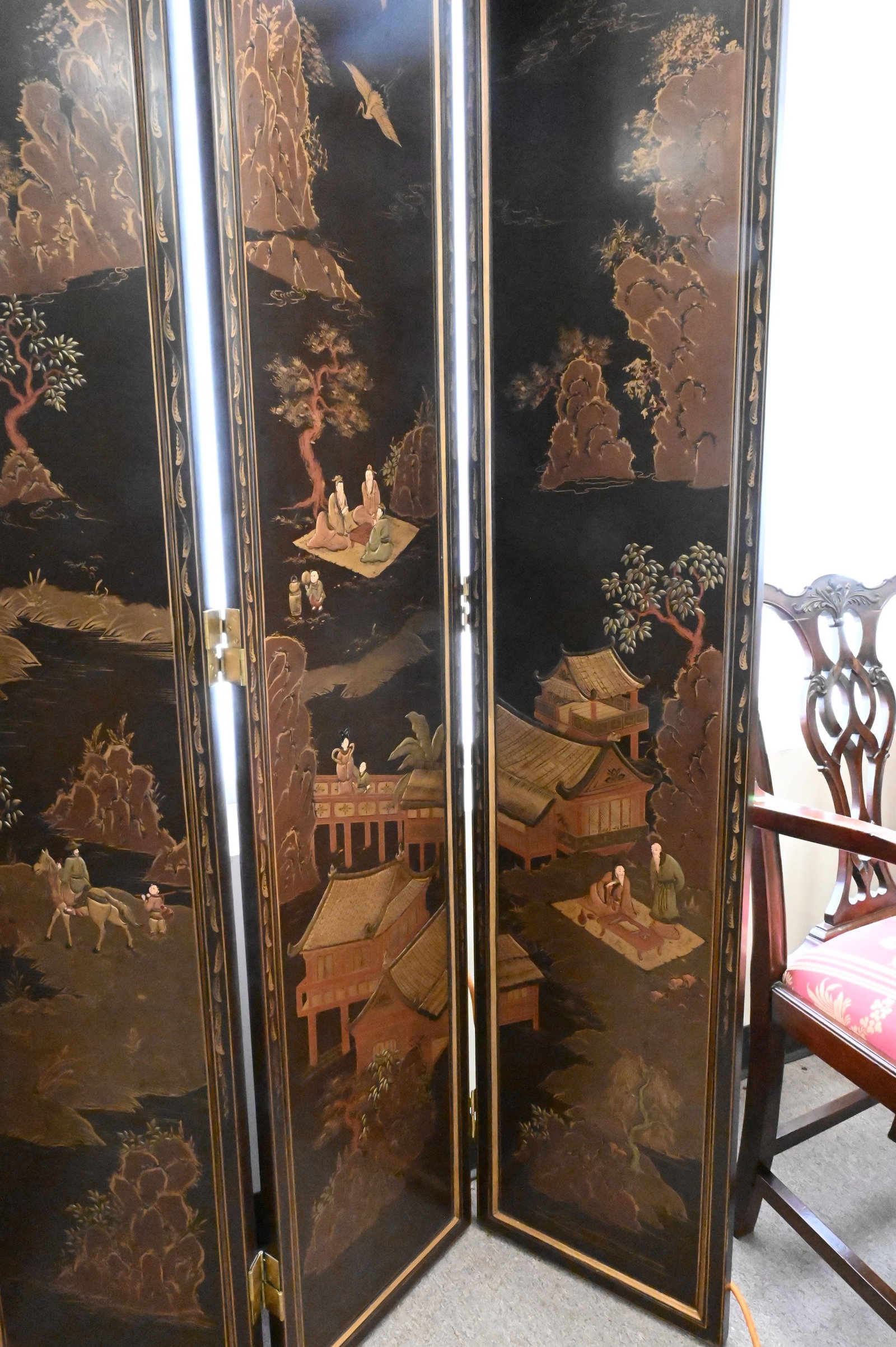 Six Part Chinese Dressing Screen - 5