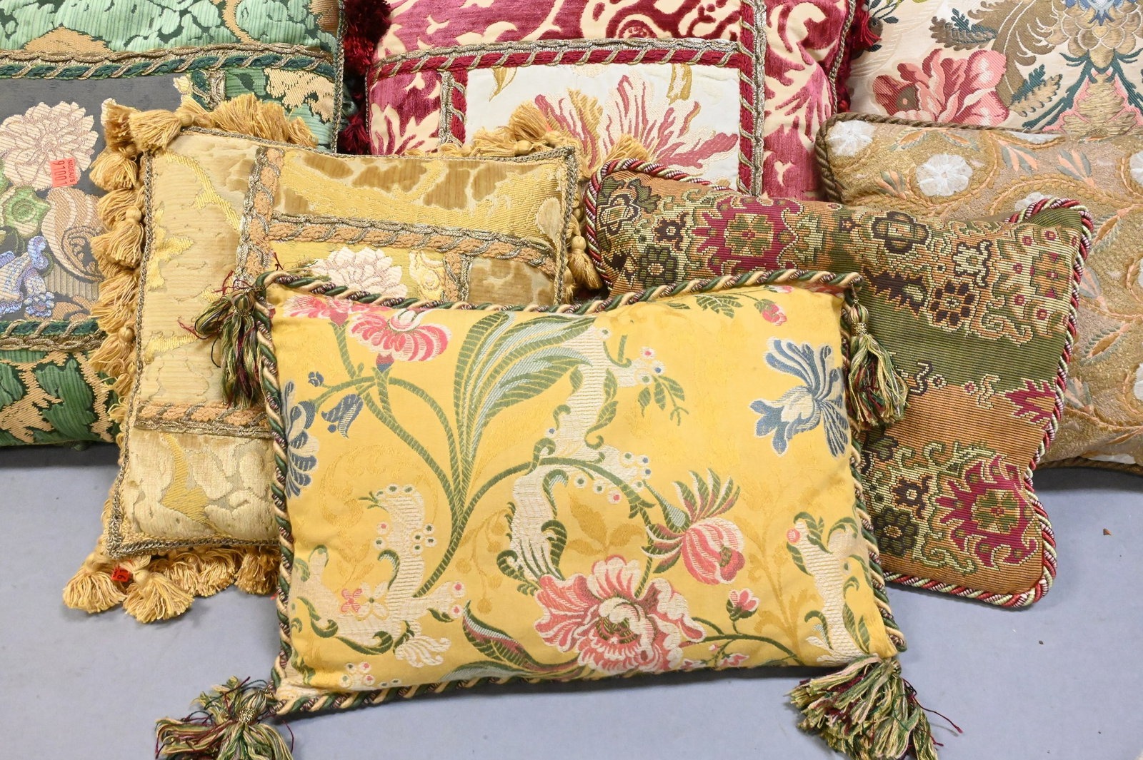 10 Decorative Needle Work Throw Pillows - 2