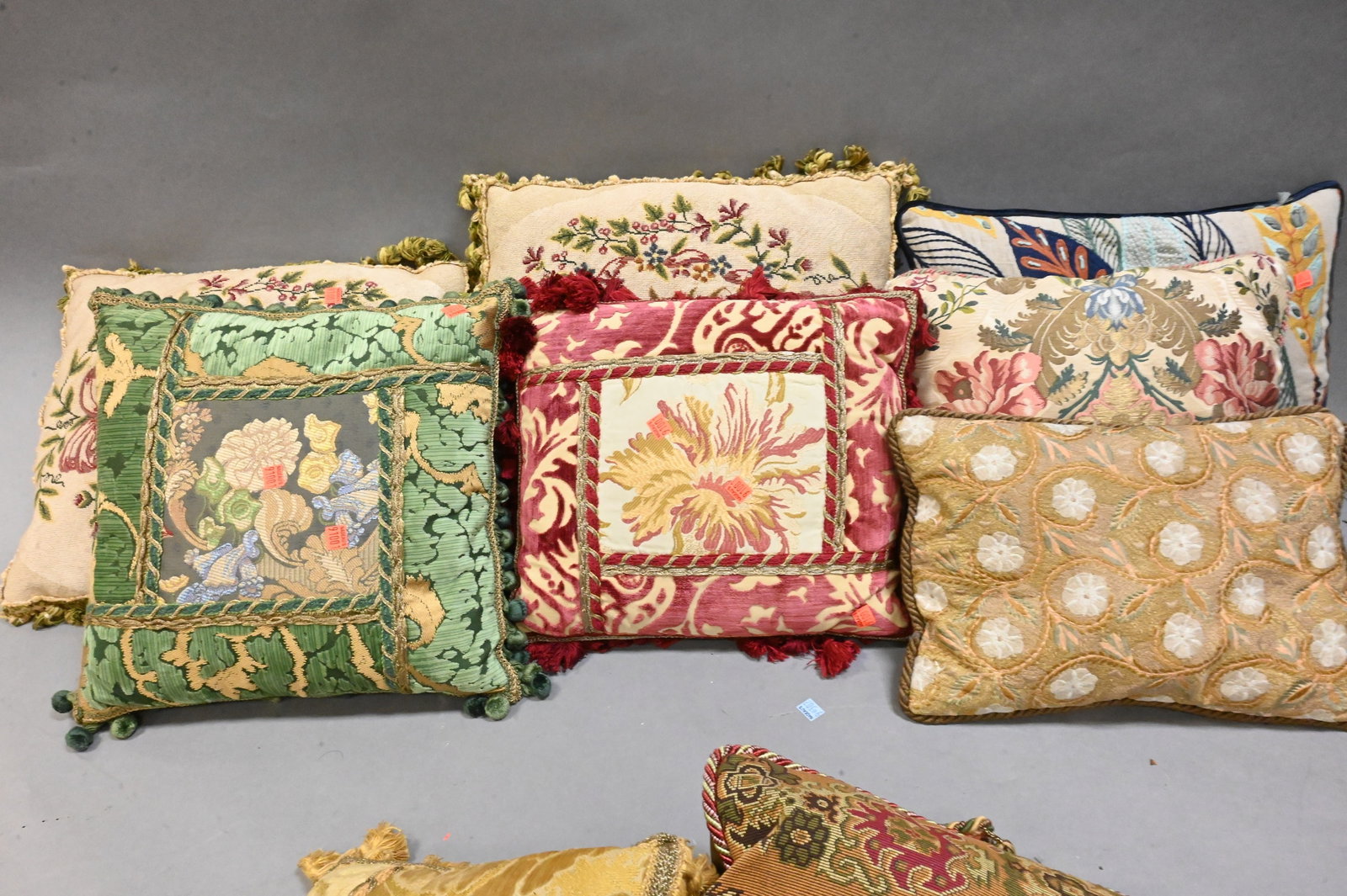 10 Decorative Needle Work Throw Pillows - 4