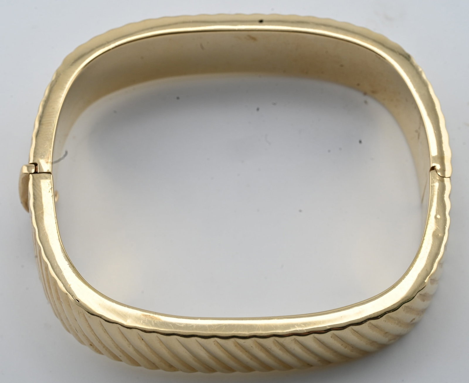 14K Yellow Gold Hinged Bangle Bracelet - 3
