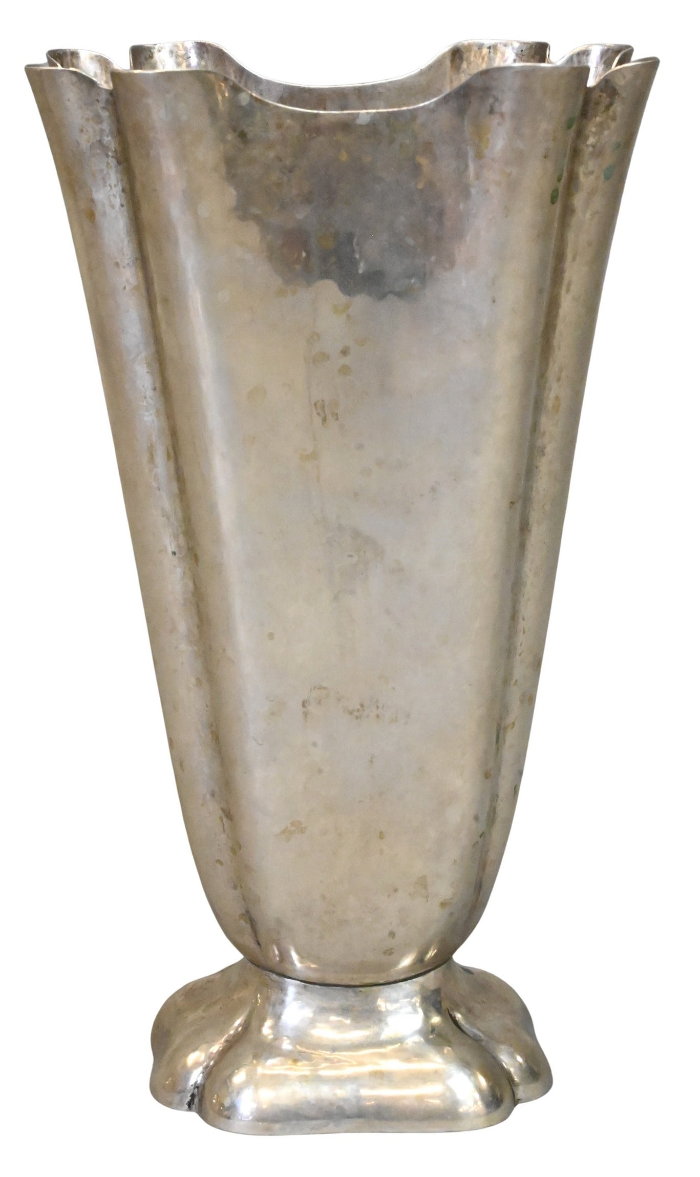 800 Silver Trumpet Form Vase: 800 Silver Trumpet Form Vase marked 800 on base height 8 1/2 inches, 15.0 troy ounces