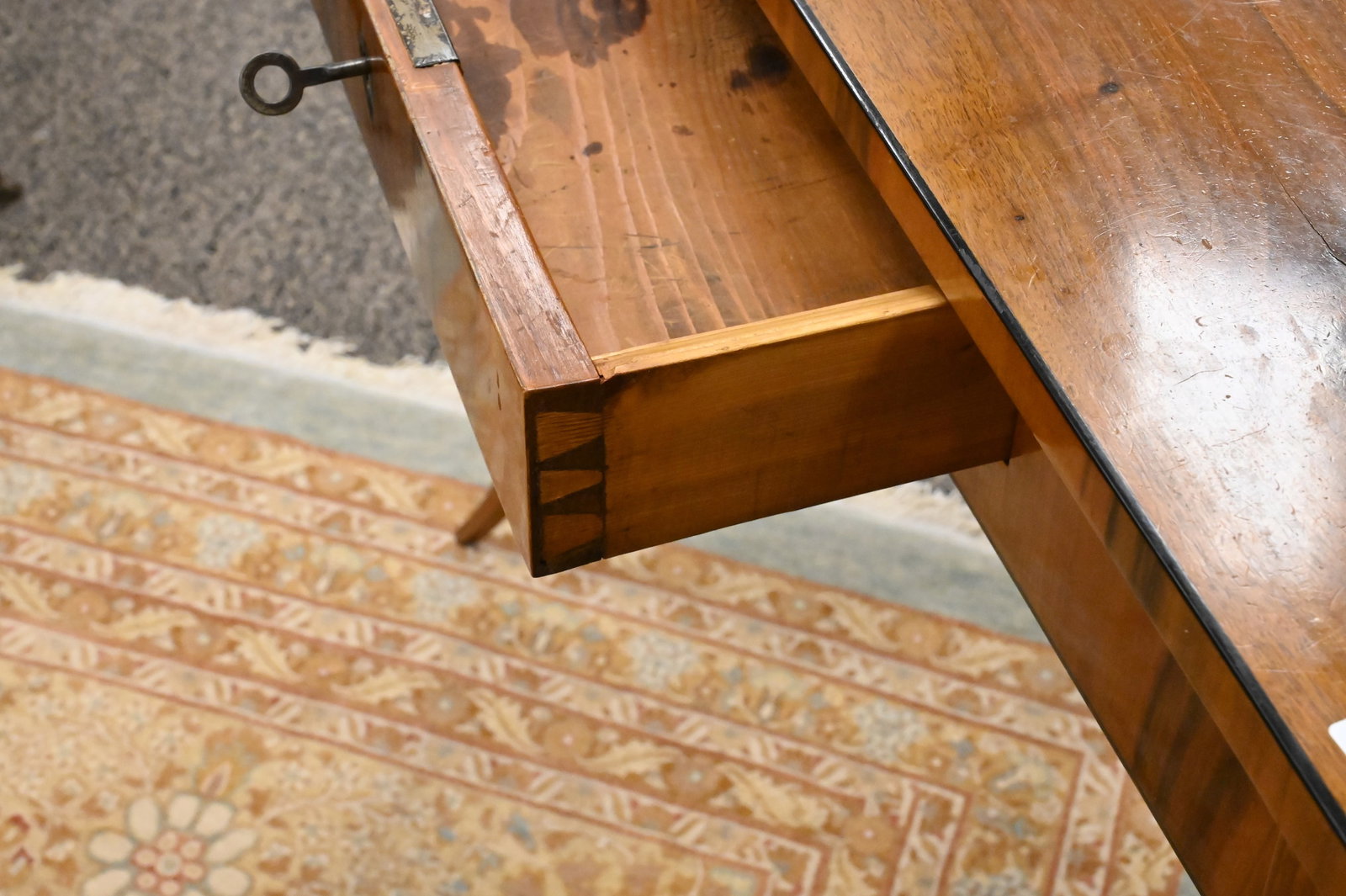 Walnut Biedermeier Writing Table - 4