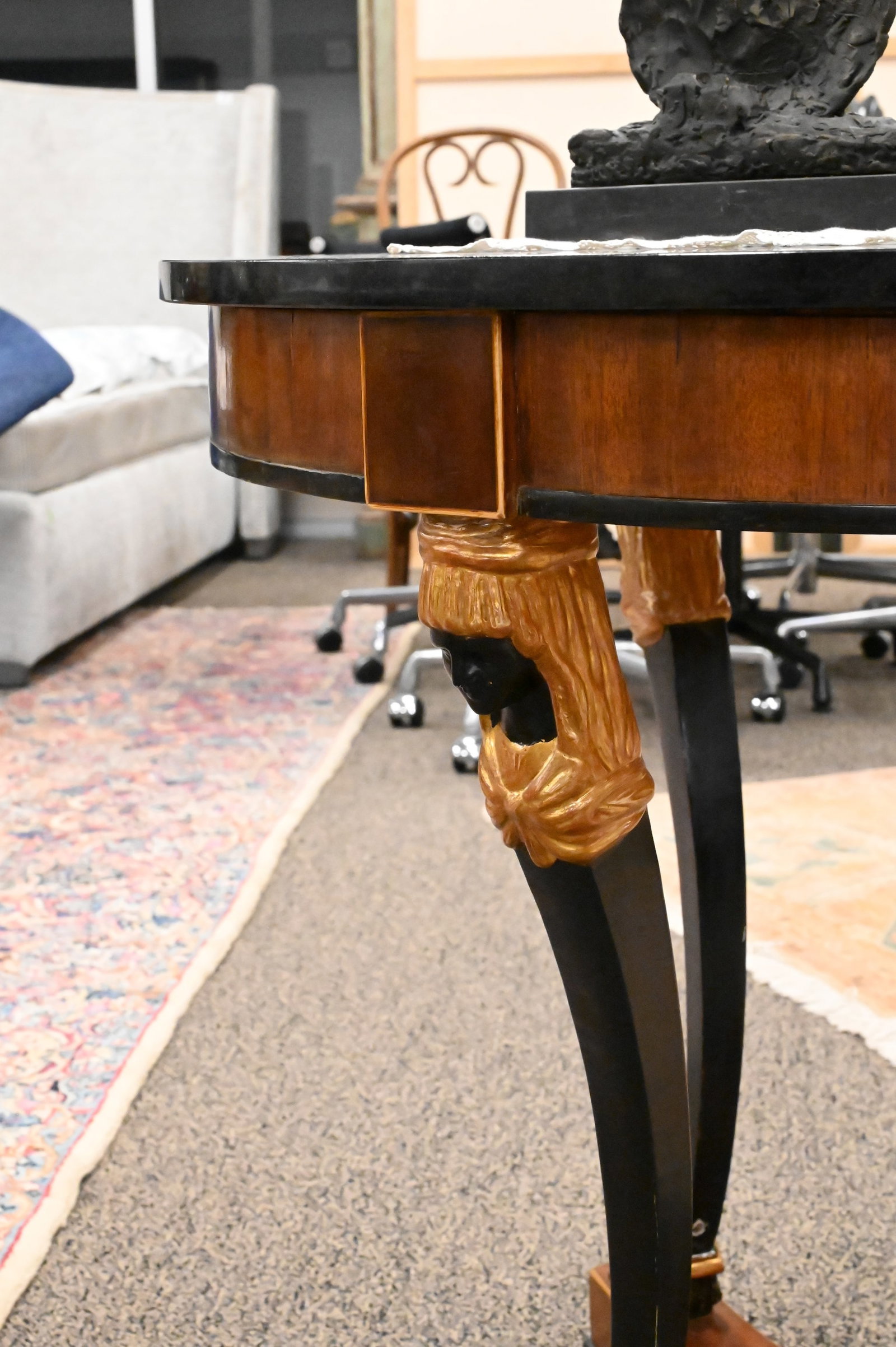 Neoclassical Round Table - 3