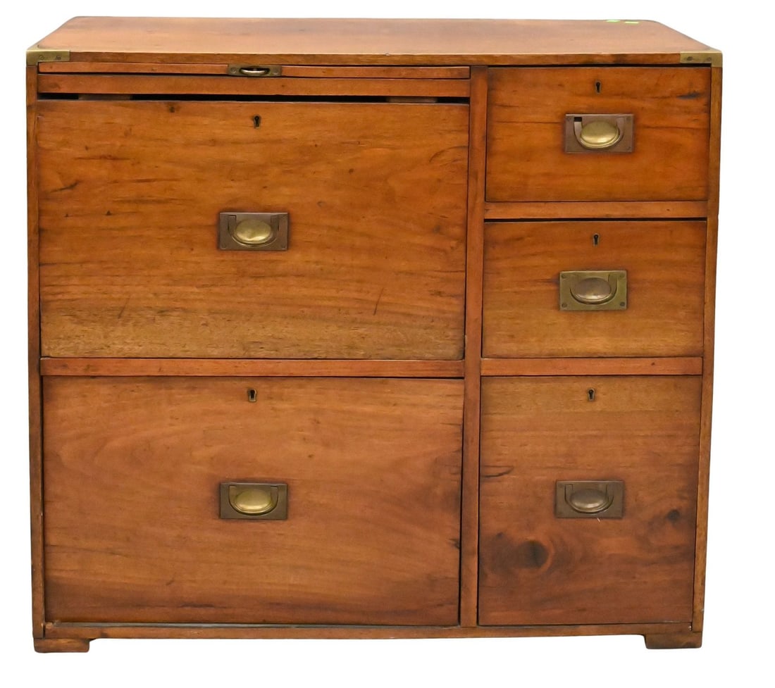 Brass Bound Campaign Chest (1 of 4)