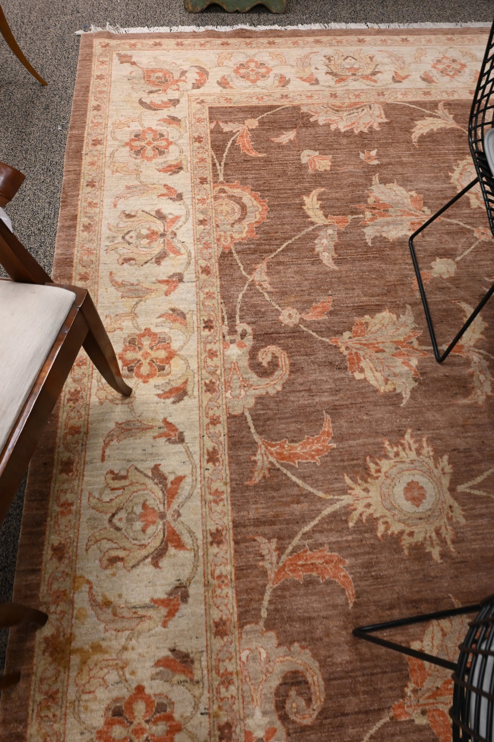 Oushak Oriental Carpet - 3