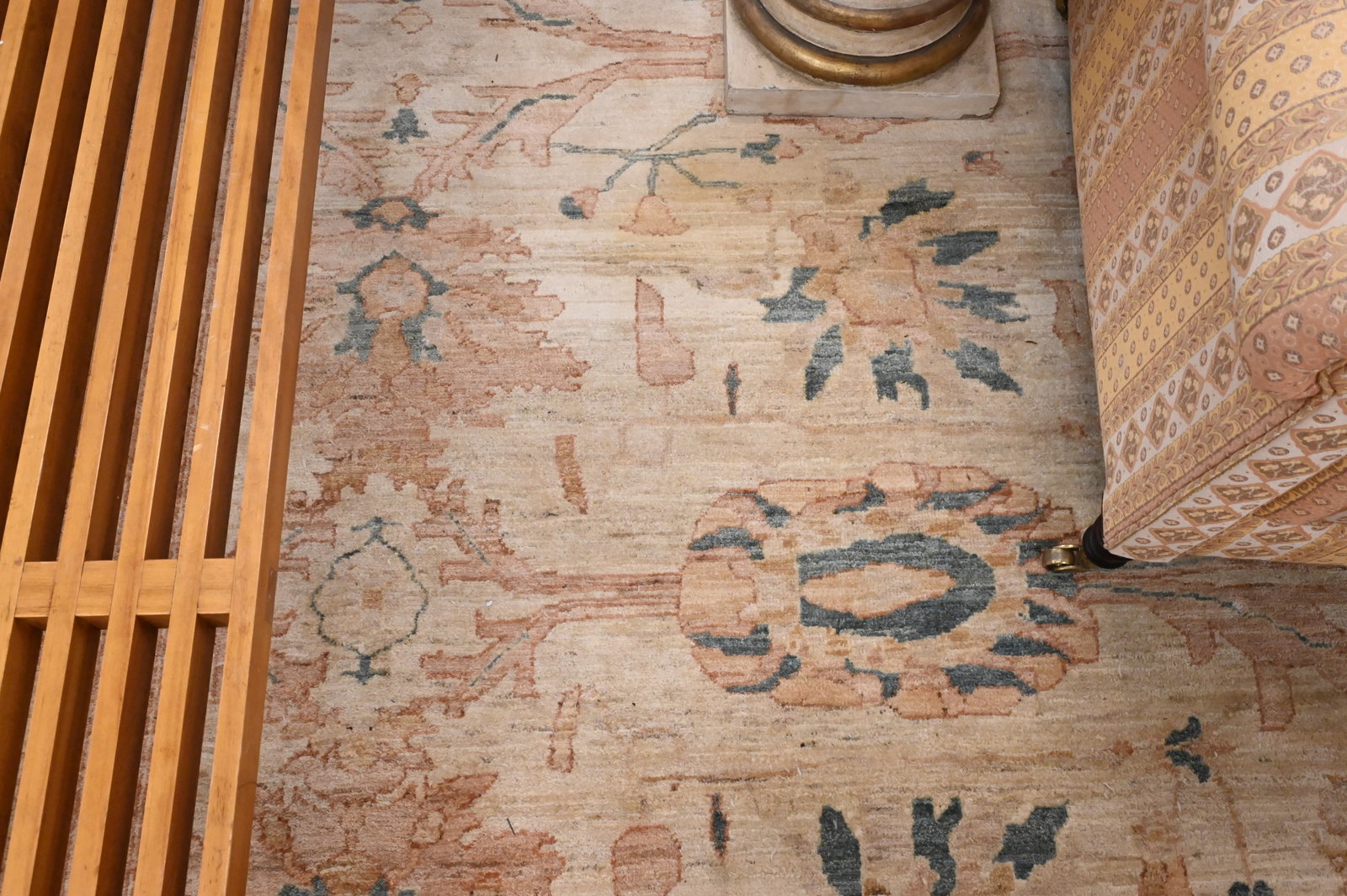 Oushak Oriental Carpet - 3