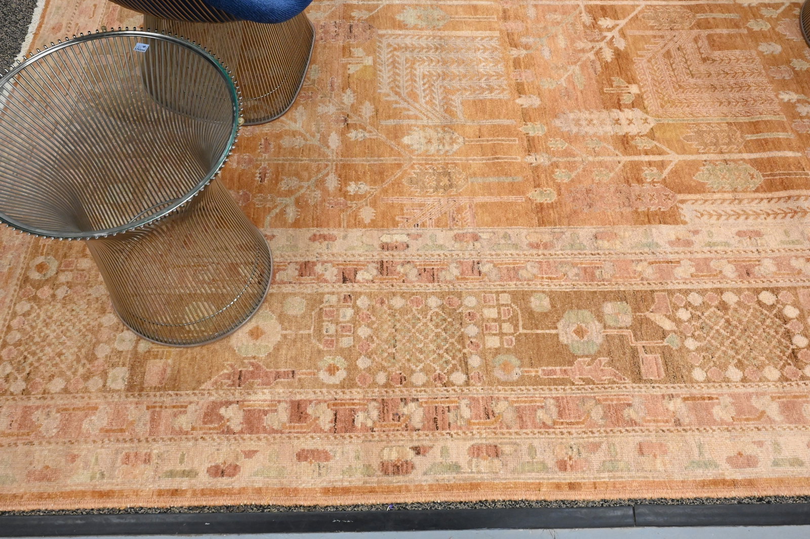 Oushak Oriental Carpet - 3