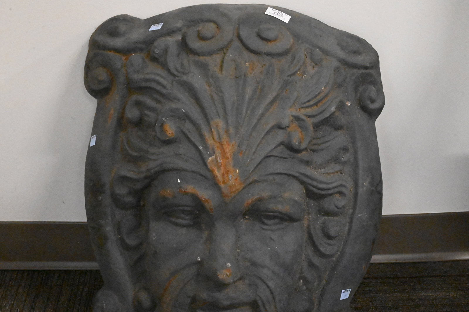 Outdoor Iron Wall Hanging - 3