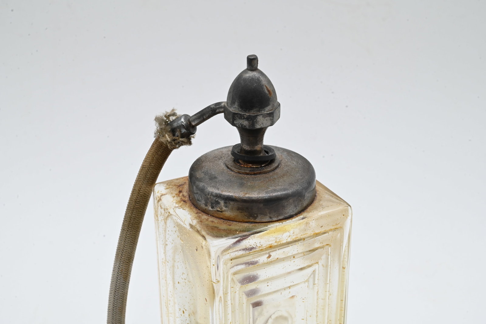 Lalique Crystal "Duncan" Perfume Atomizer - 3