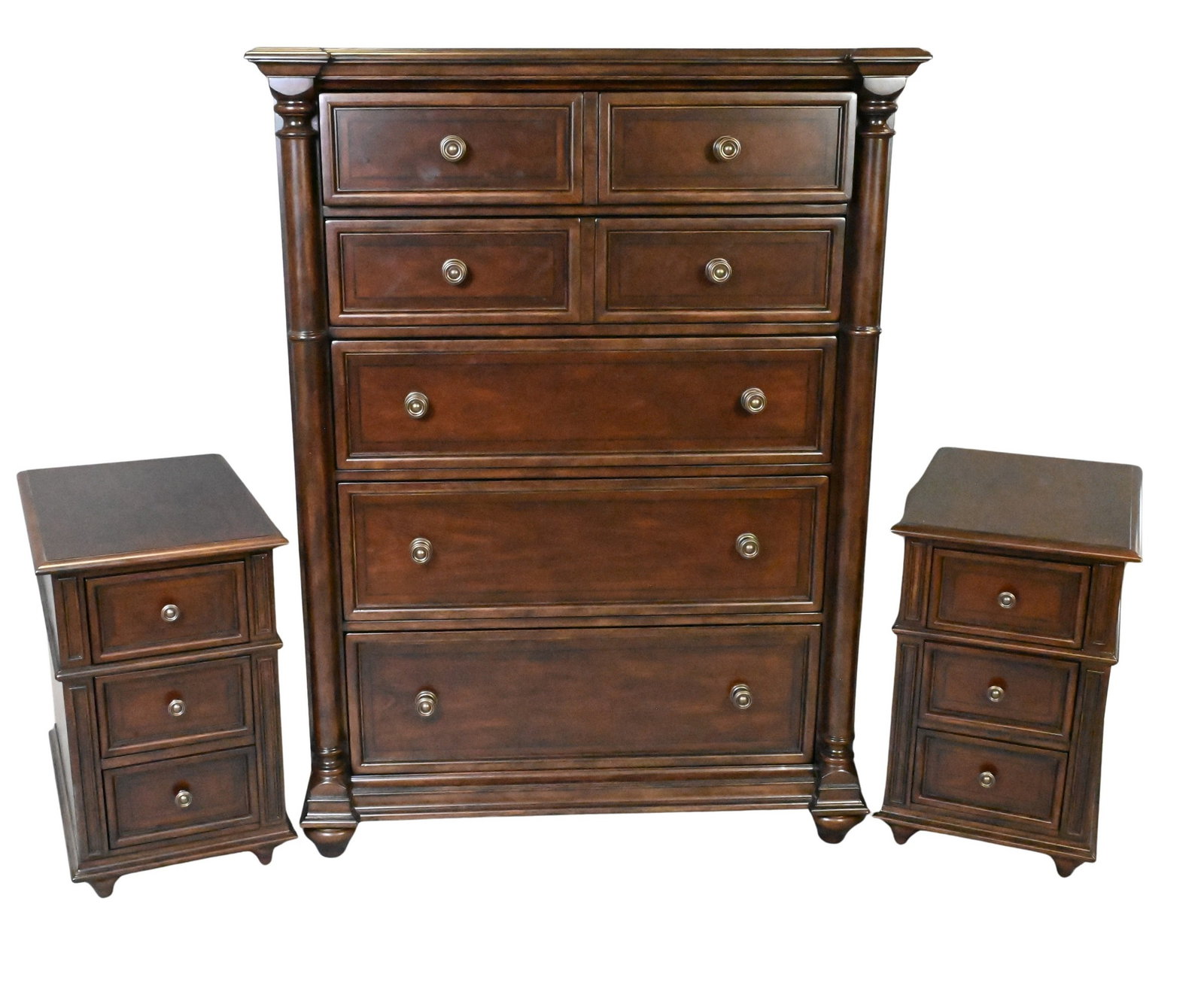Three Piece Hooker Furniture "Leesburg" Bedroom Set: Three Piece Hooker Furniture "Leesburg" Bedroom Set to include mahogany tall chest and a pair of matching chairside chests or nightstands, each fitted with brass hardware in the traditional style.