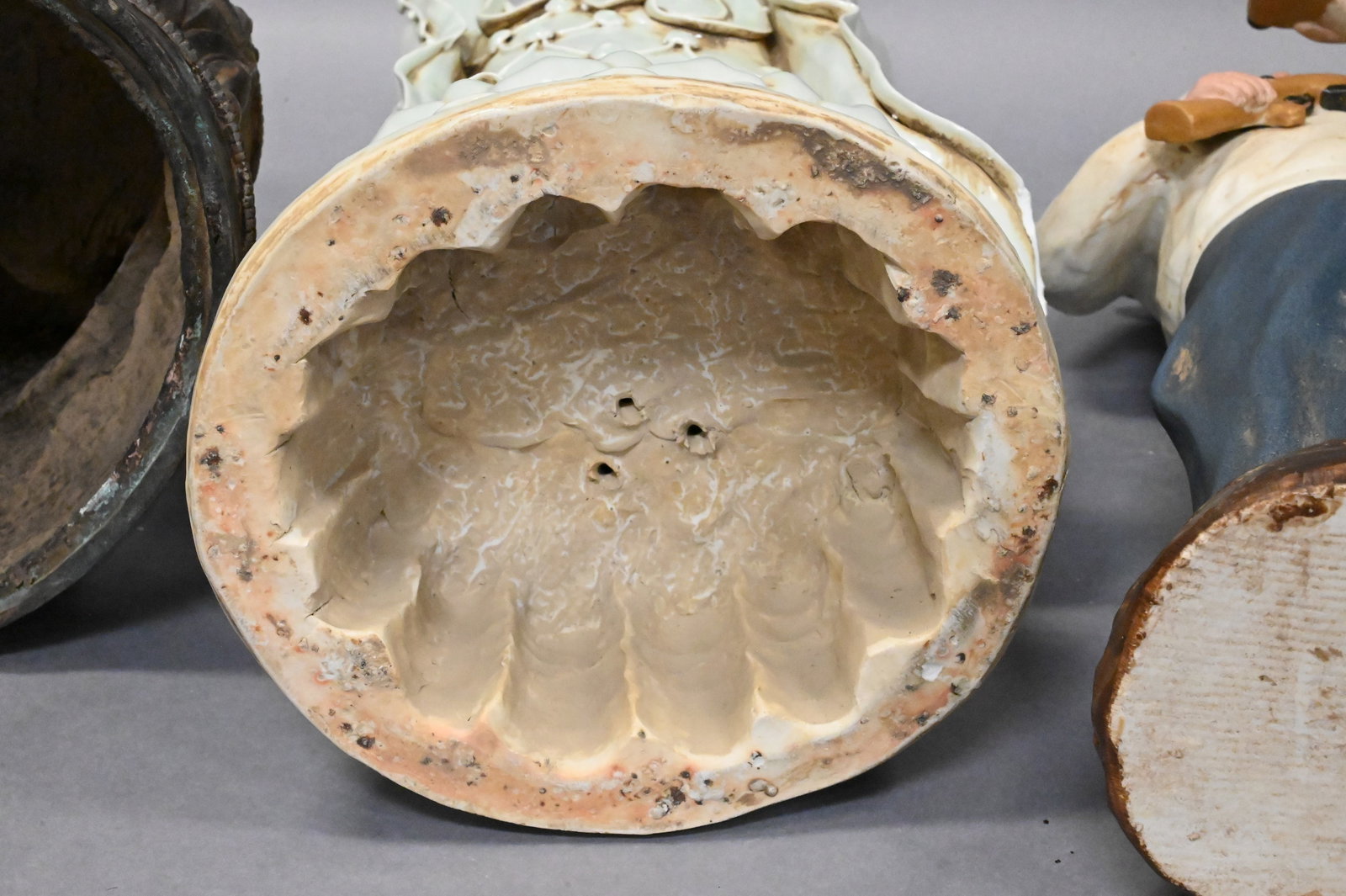 Three Asian Figural Articles - 7