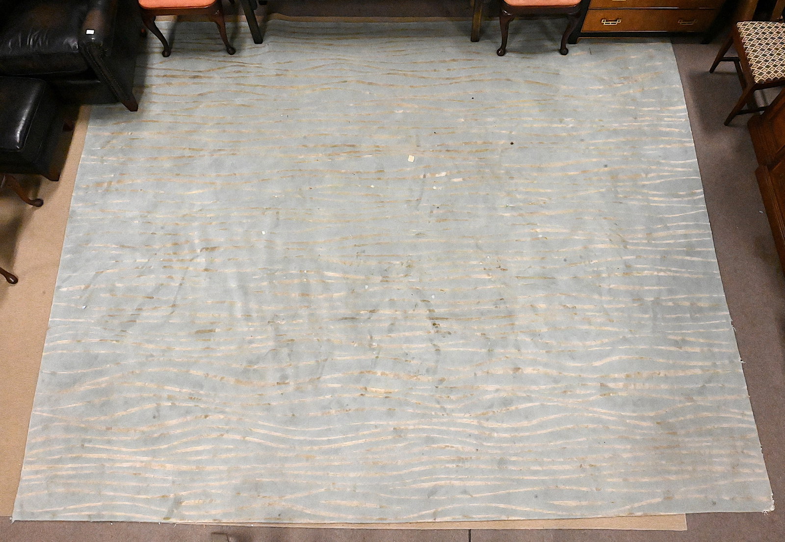 Modern Room Sized Carpet: Modern Room Sized Carpet 10' 8" x 13'