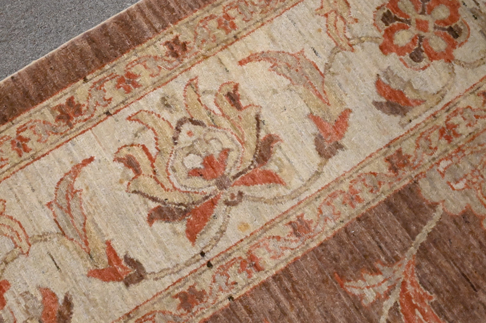 Agra Oriental Carpet - 7