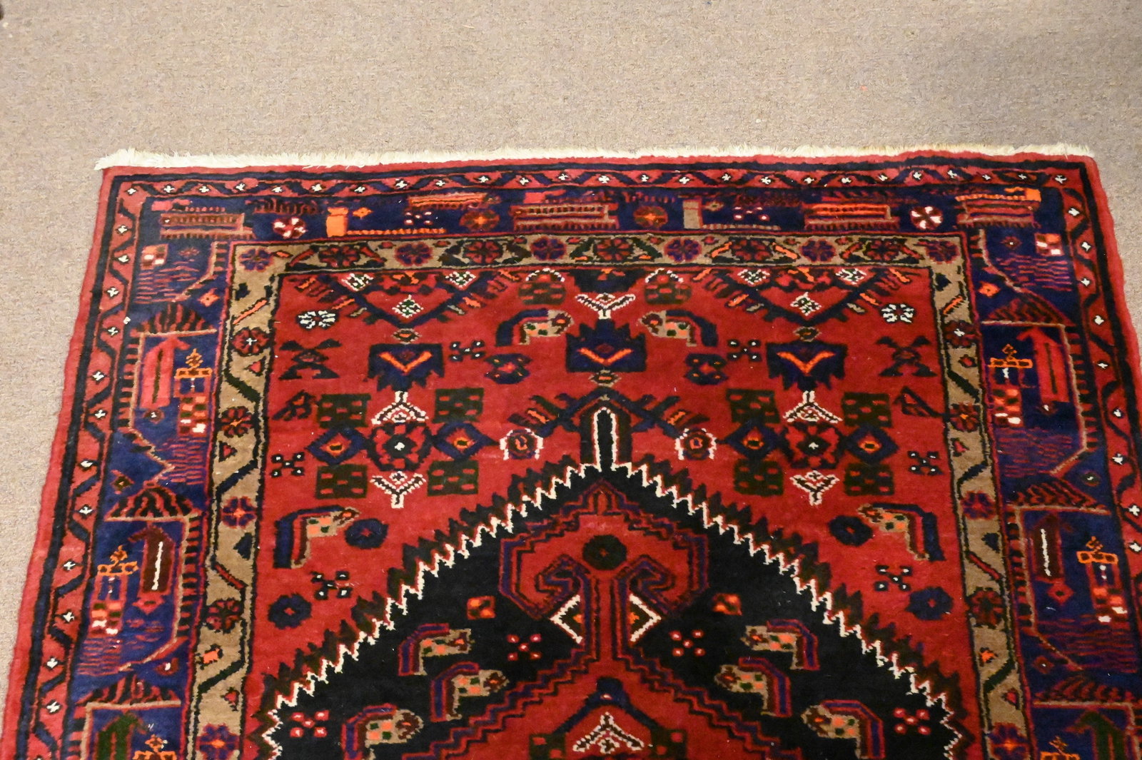 Heriz Oriental Carpet - 3