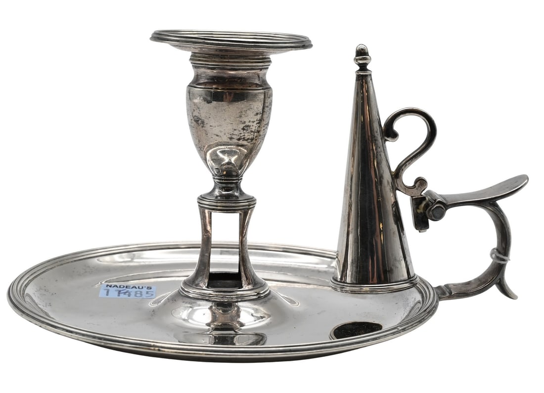 Georgian Sterling Silver Chamber Stick William Stroud: Georgian Sterling Silver Chamber Stick William Stroud complete with cone shaped snuffer, circa 1800 height 4 inches, depth 5 1/2 inches, 11.5 troy ounces