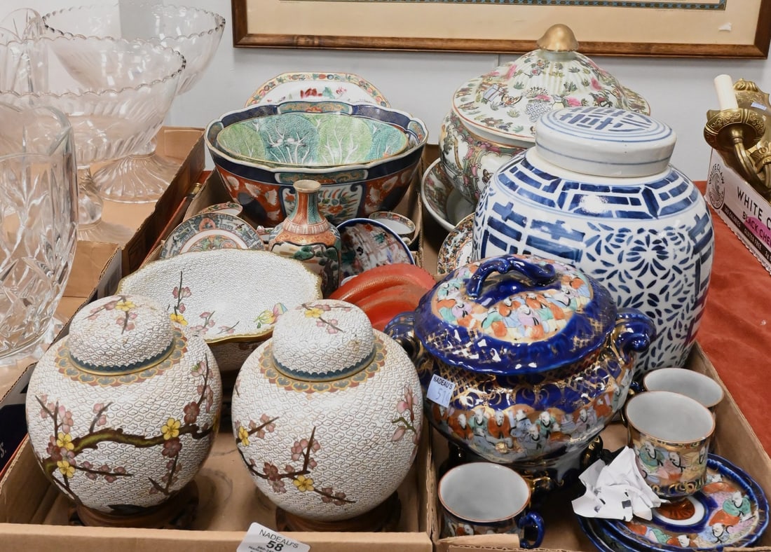 Four Box Lots of Chinese Export Porcelain (1 of 5)