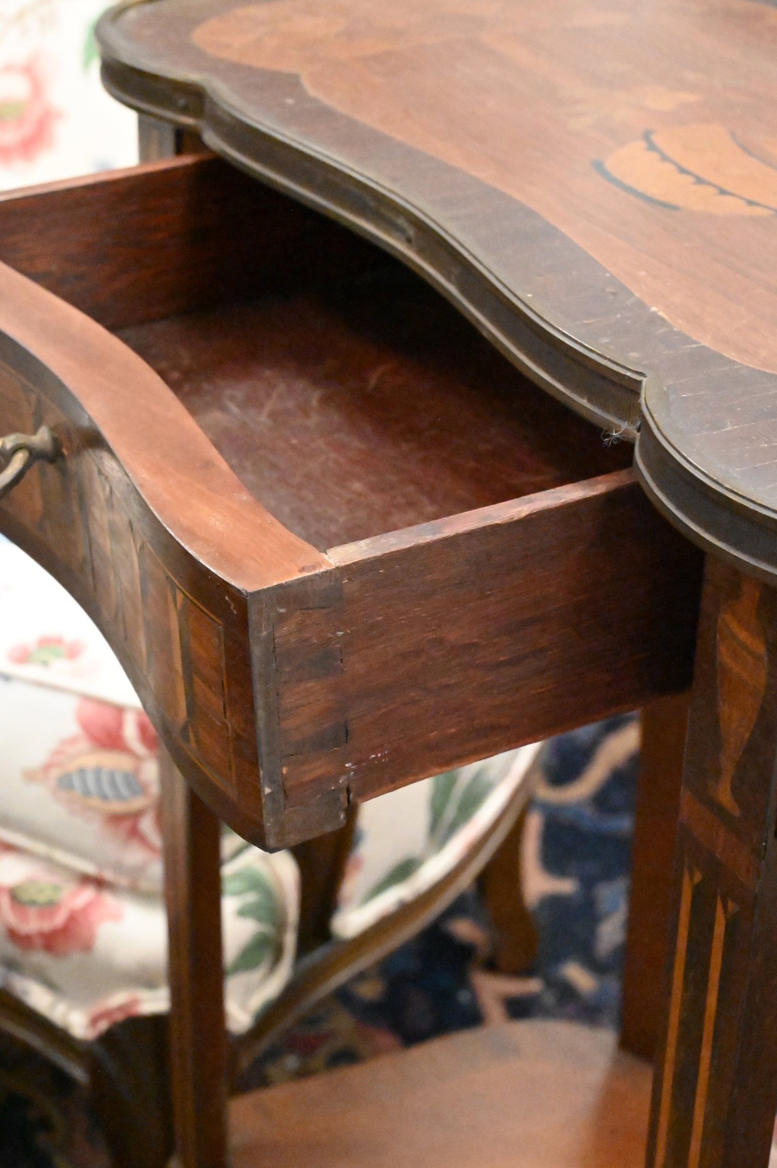 Two Louis XV Style Stands - 8