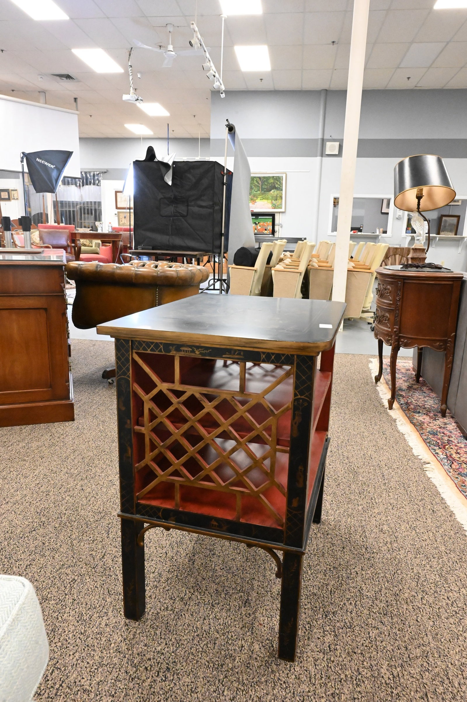 Chinoiserie Style Open End Table - 4