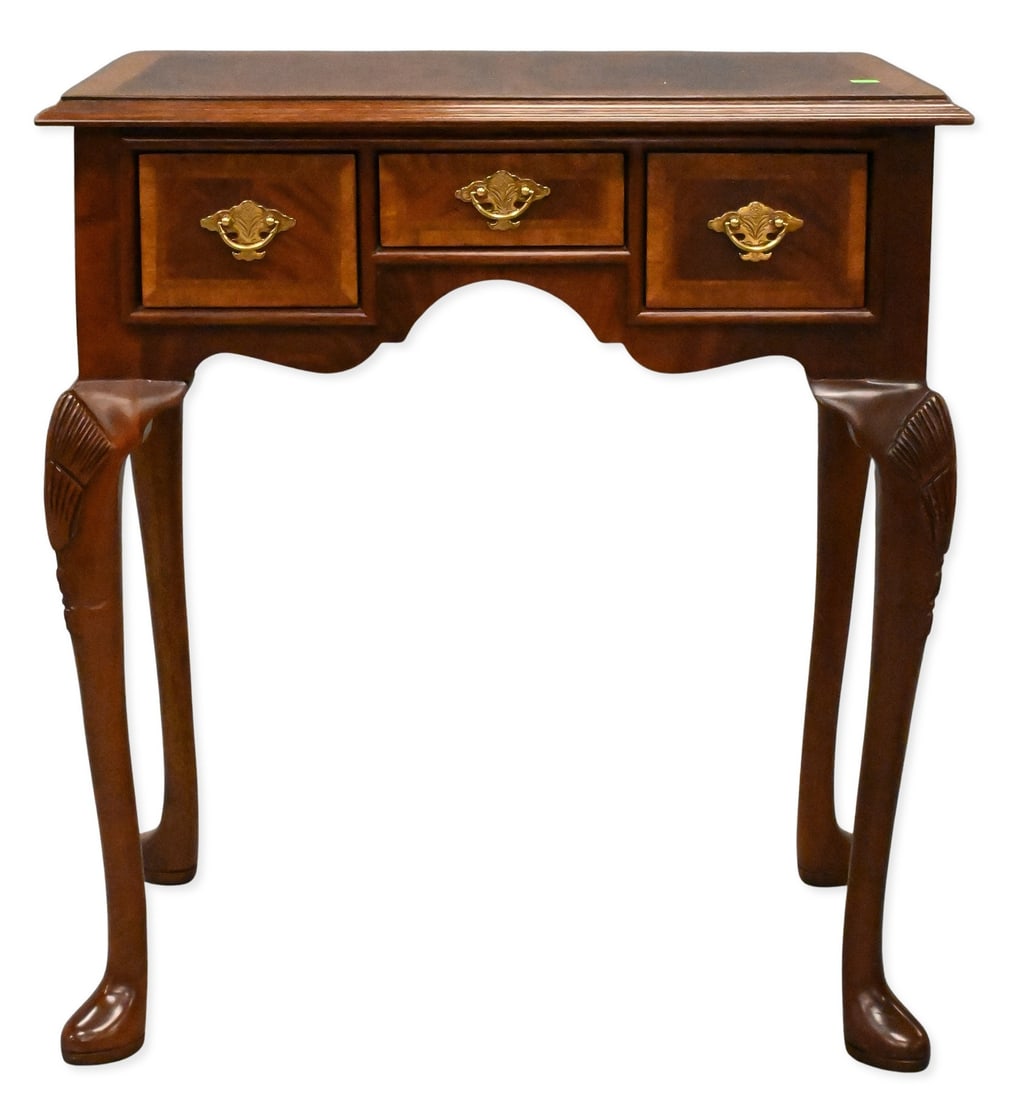 Historical James River Mahogany Dressing Table: Historical James River Mahogany Dressing Table with banded inlaid top height 28 1/2 inches, top 17" x 26"