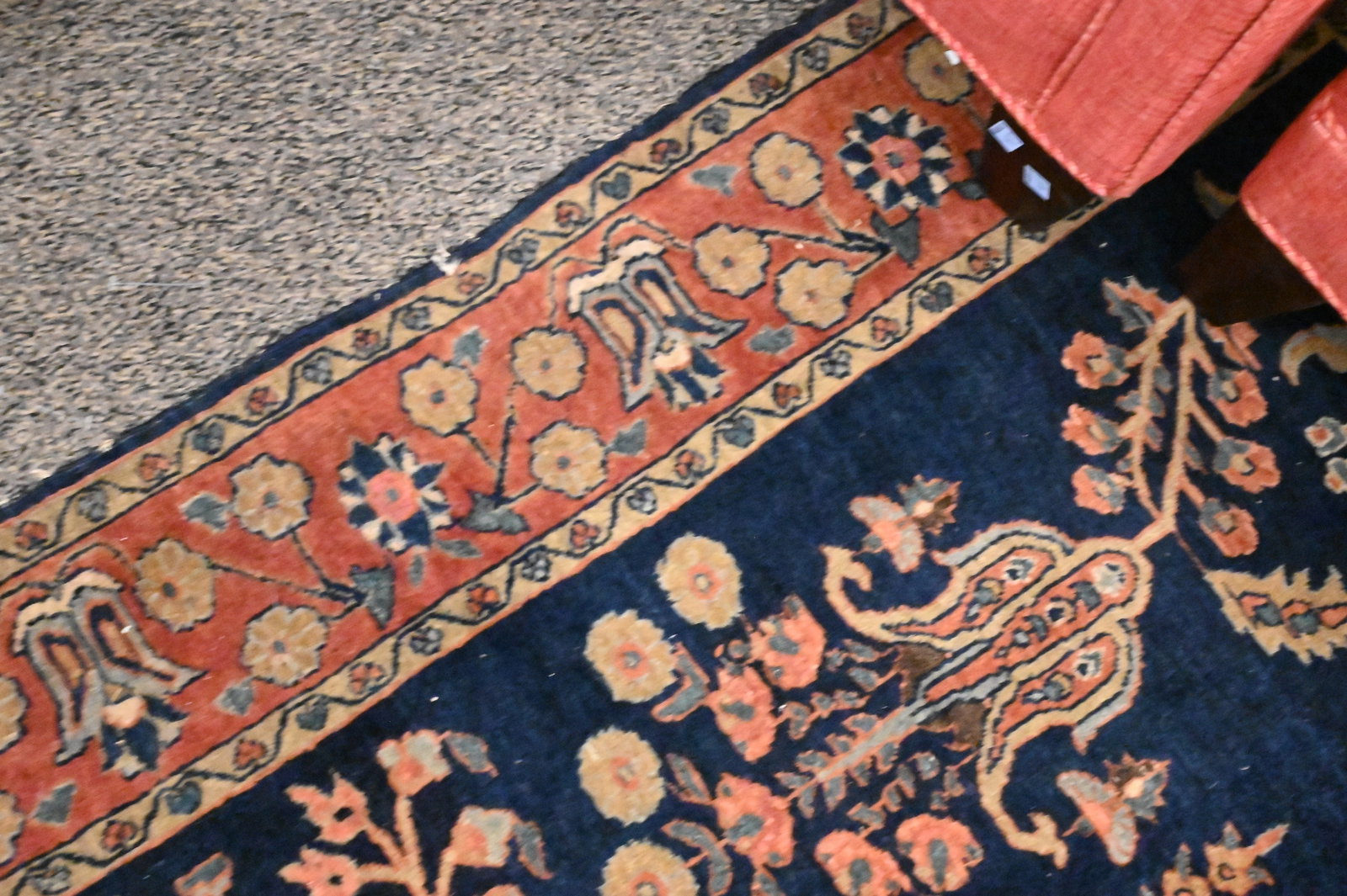 Sarouk Oriental Throw Rug - 5