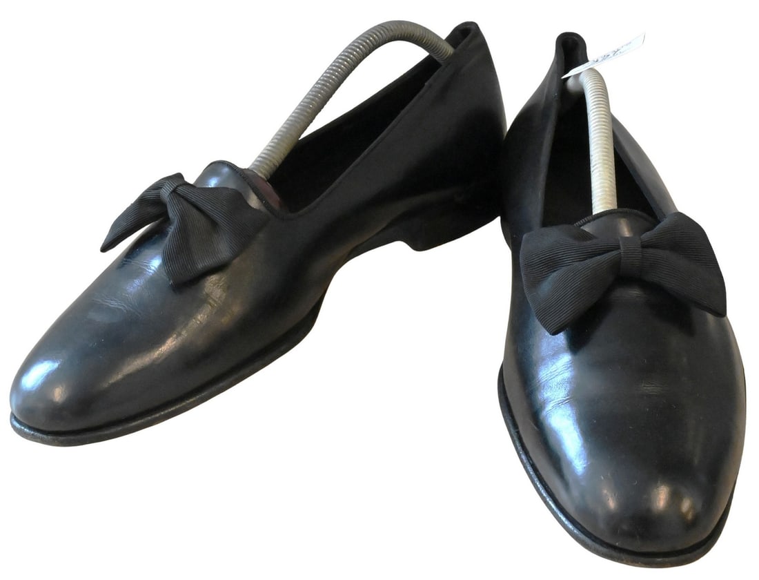 Pair of Men's Paul Stuart Patent Leather Formal Slip Ons (1 of 3)