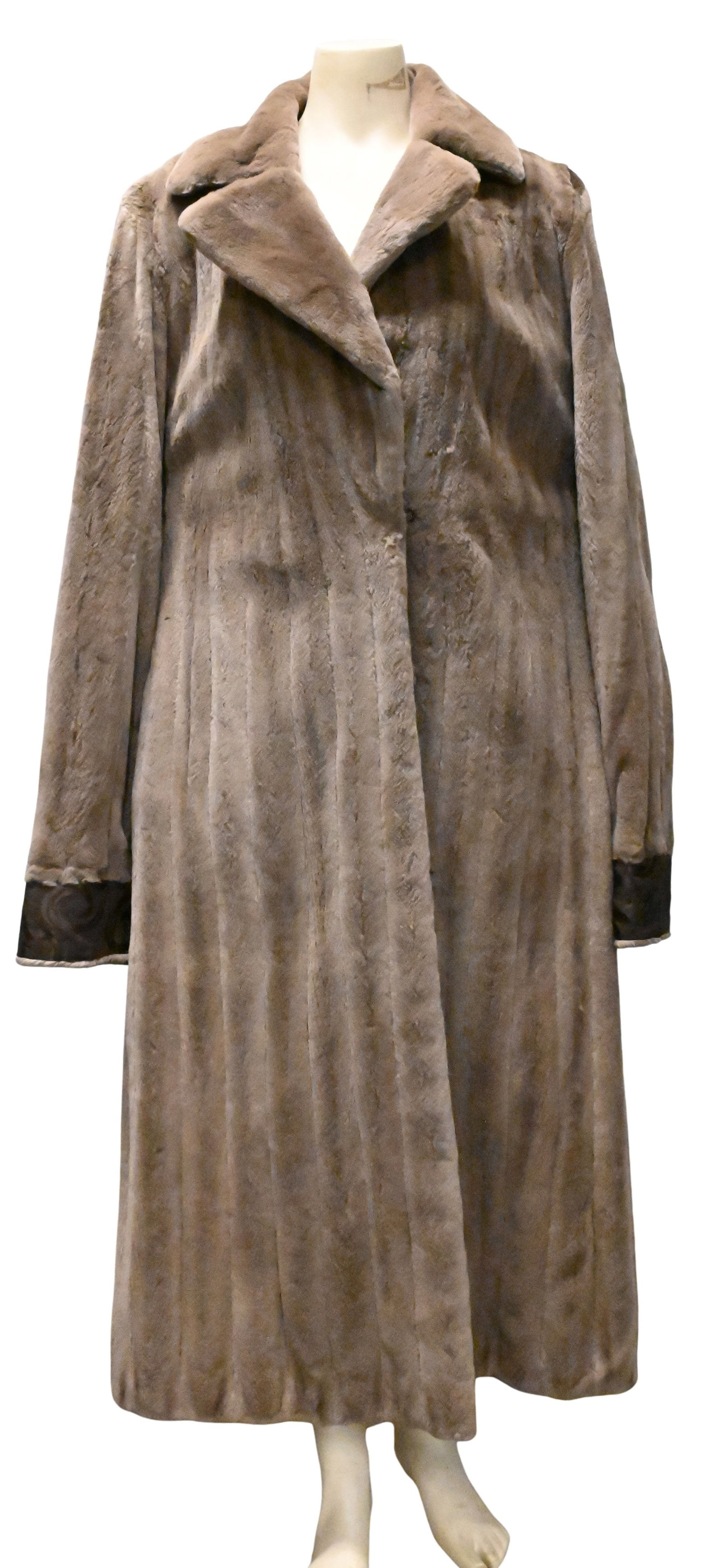 Vintage Lunaraine Women's Sheared Mink Full Length Coat: Vintage Lunaraine Women's Sheared Mink Full Length Coat length 51 inches