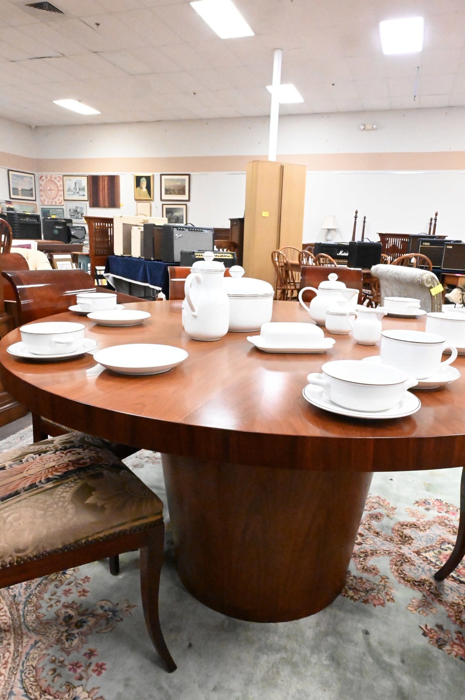 Crate and Barrel "Onion" Round Dining Table - 4