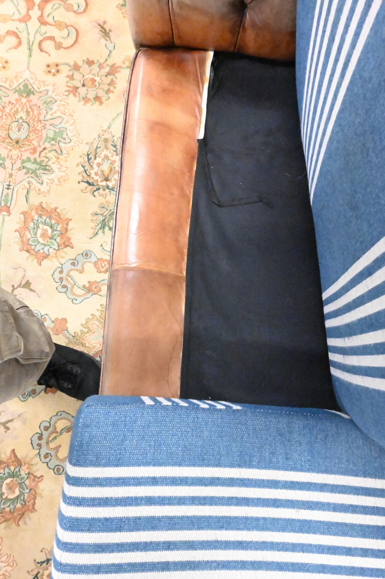 Leather Chesterfield Sofa - 4