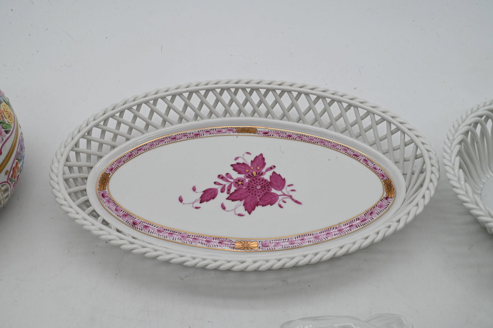 Small Herend Porcelain Group - 6