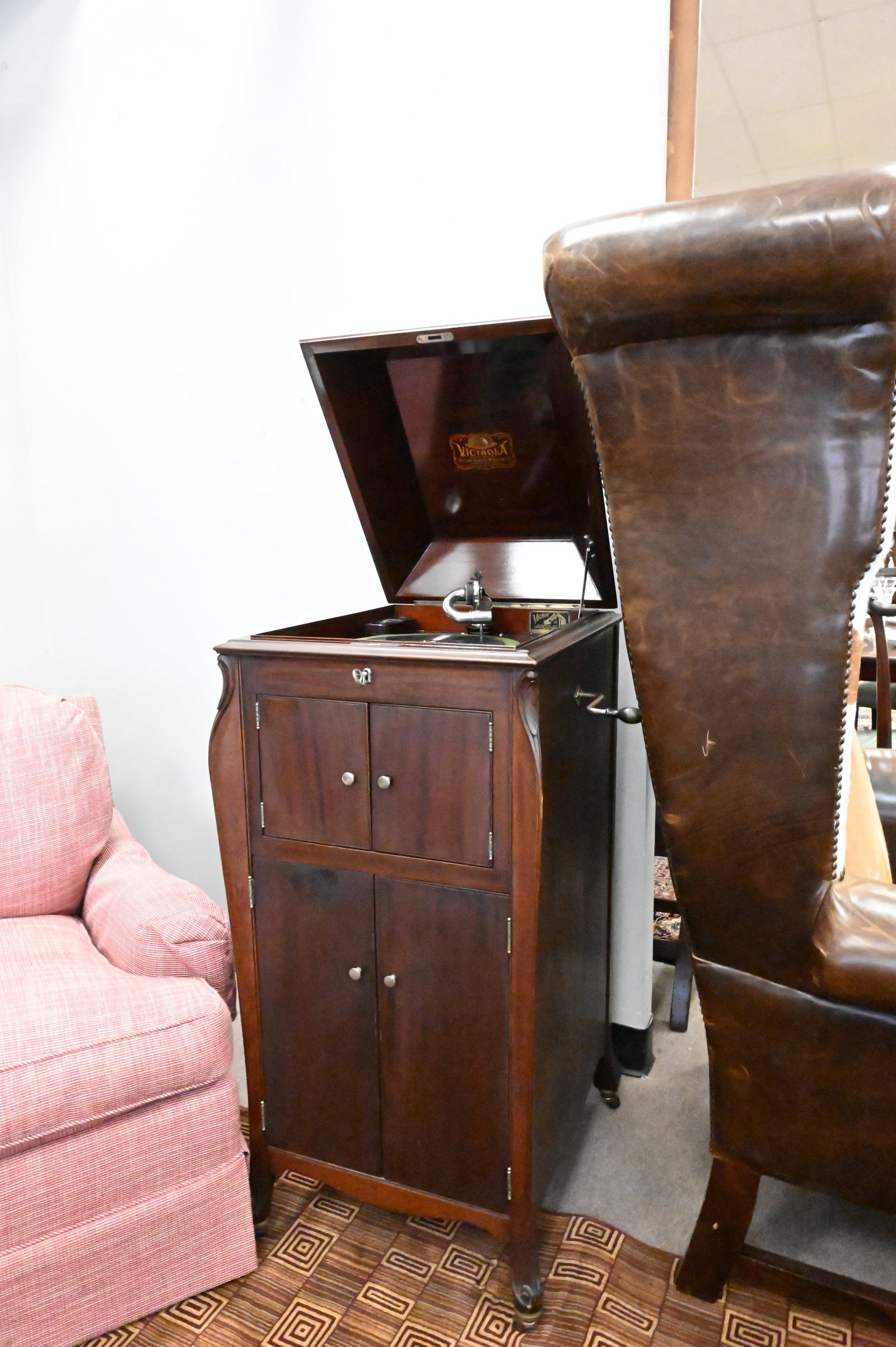 Victrola Victor Talking Machine Cabinet - 2