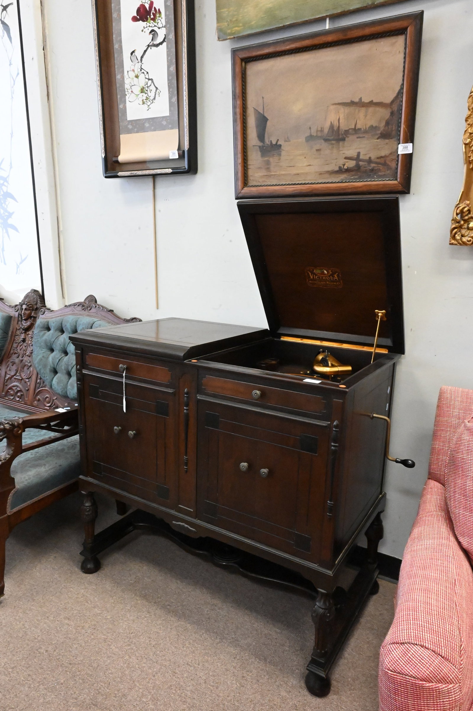 Victor Victrola Talking Machine VV-405 Console - 2