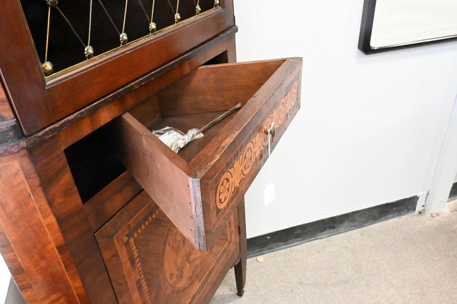 Georgian Inlaid Cabinet - 3