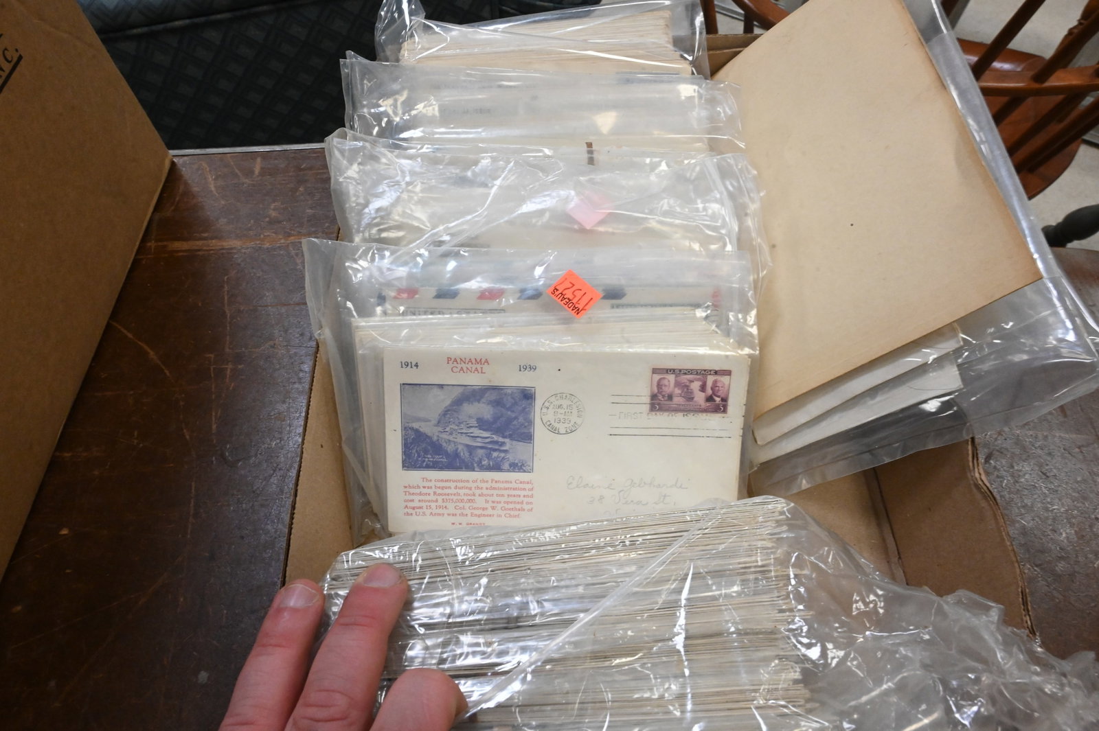 Approximately 200 First Day Issue Postage Stamps - 6