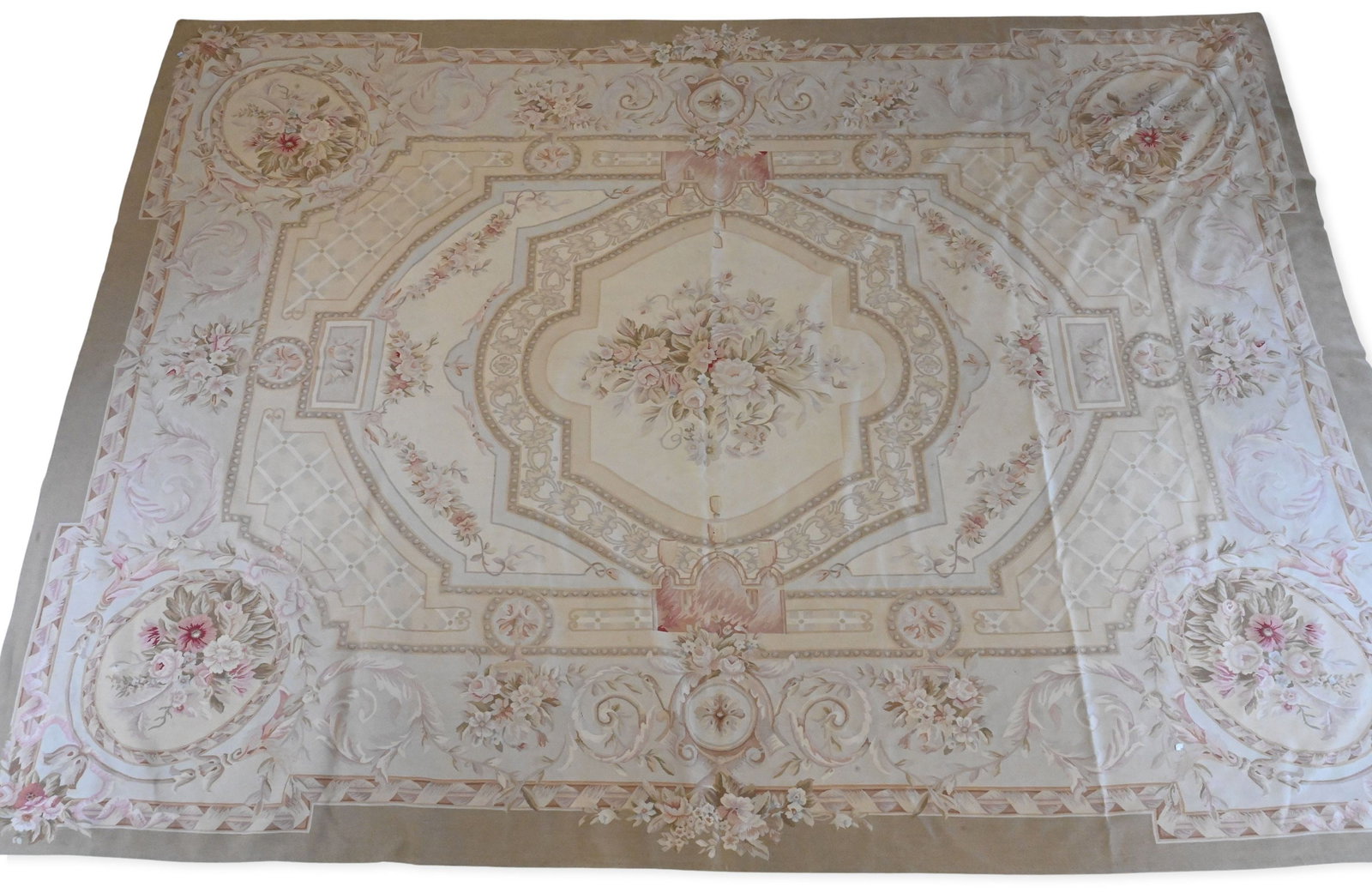 Aubusson Style Room Size Carpet: Aubusson Style Room Size Carpet 9'8" X 13'8"