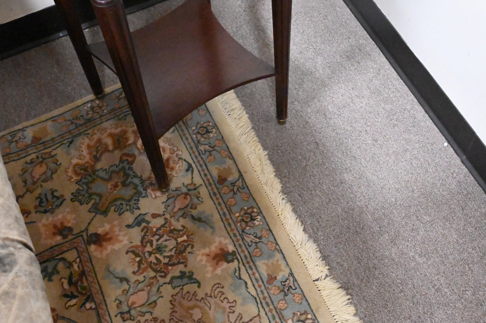 Oriental Room Sized Carpet - 6