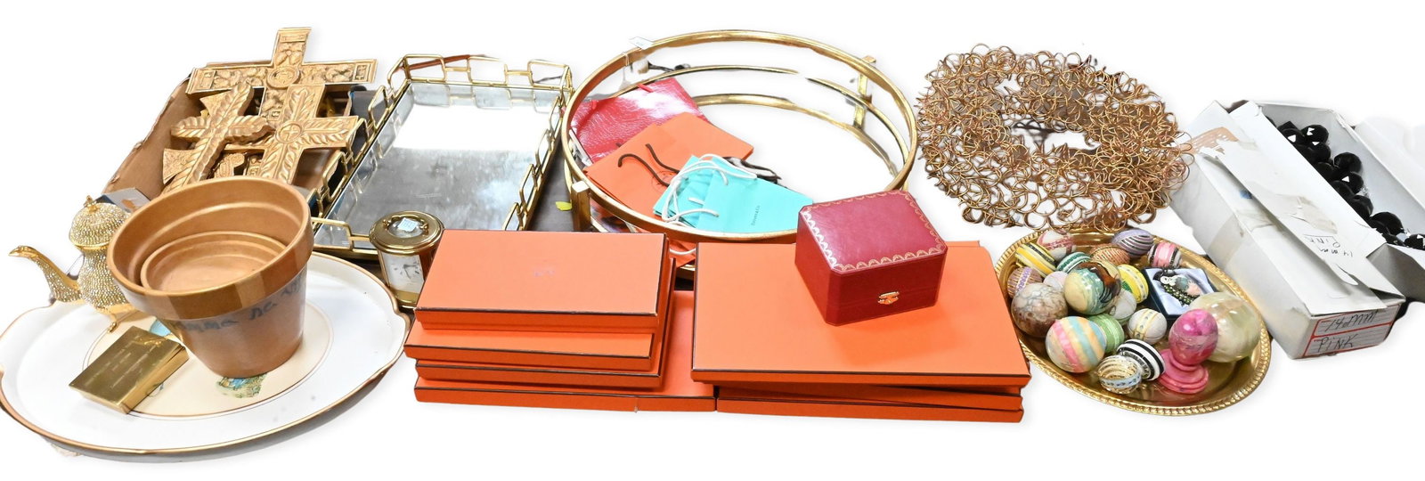 Group of Decorative Brass, Designer Boxes and Collectables (1 of 7)