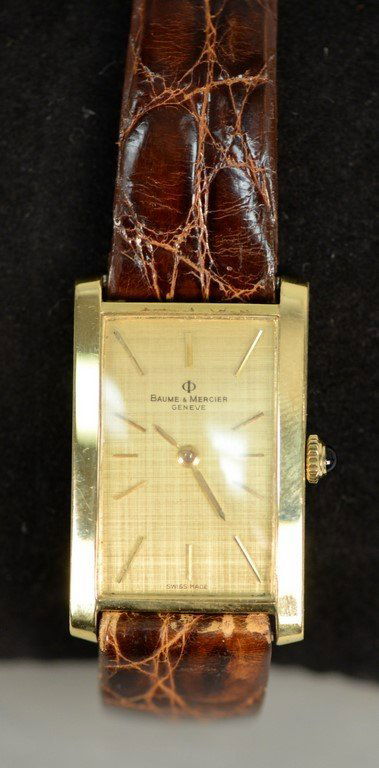 Baume & Mercier 18K rectangular wristwatch with brown (1 of 9)