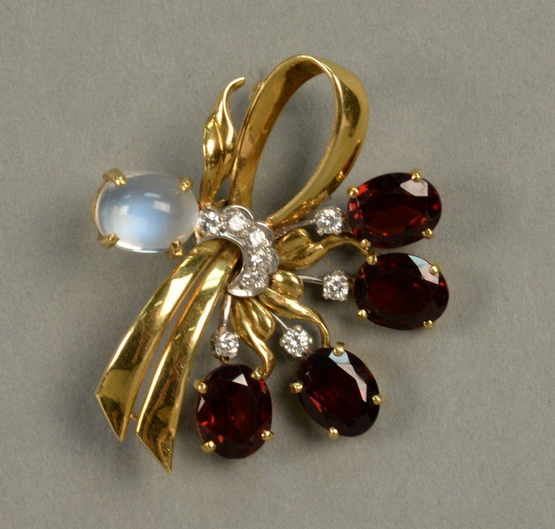 18K gold floral pin set with red stones, eight (1 of 4)