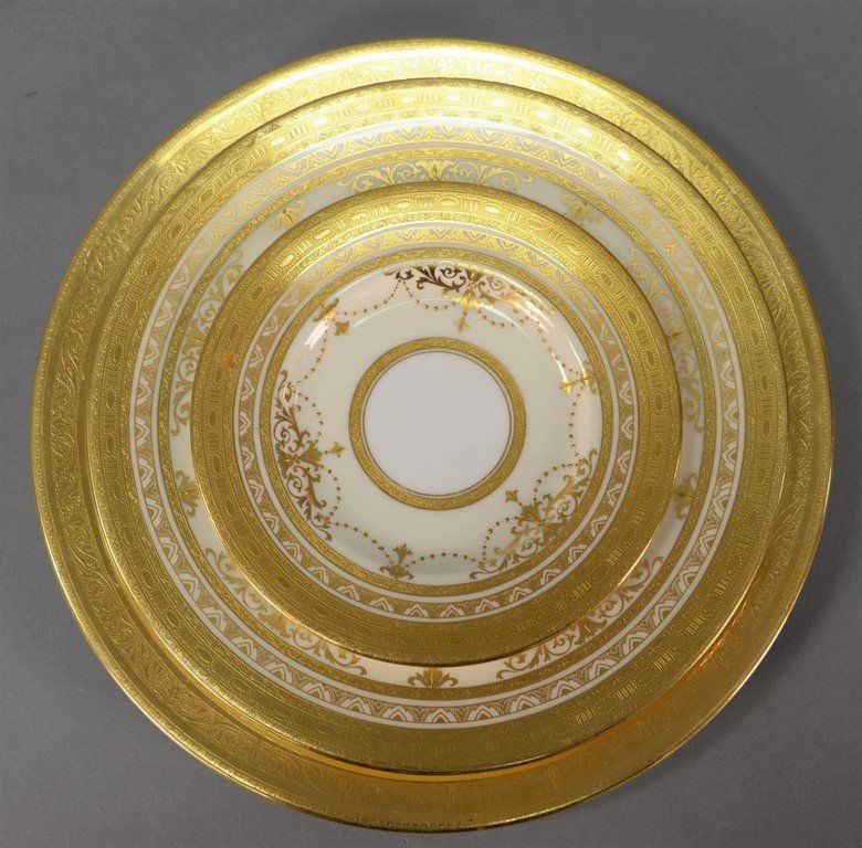 Thirty-five piece lot including three sets of Minton (1 of 10)