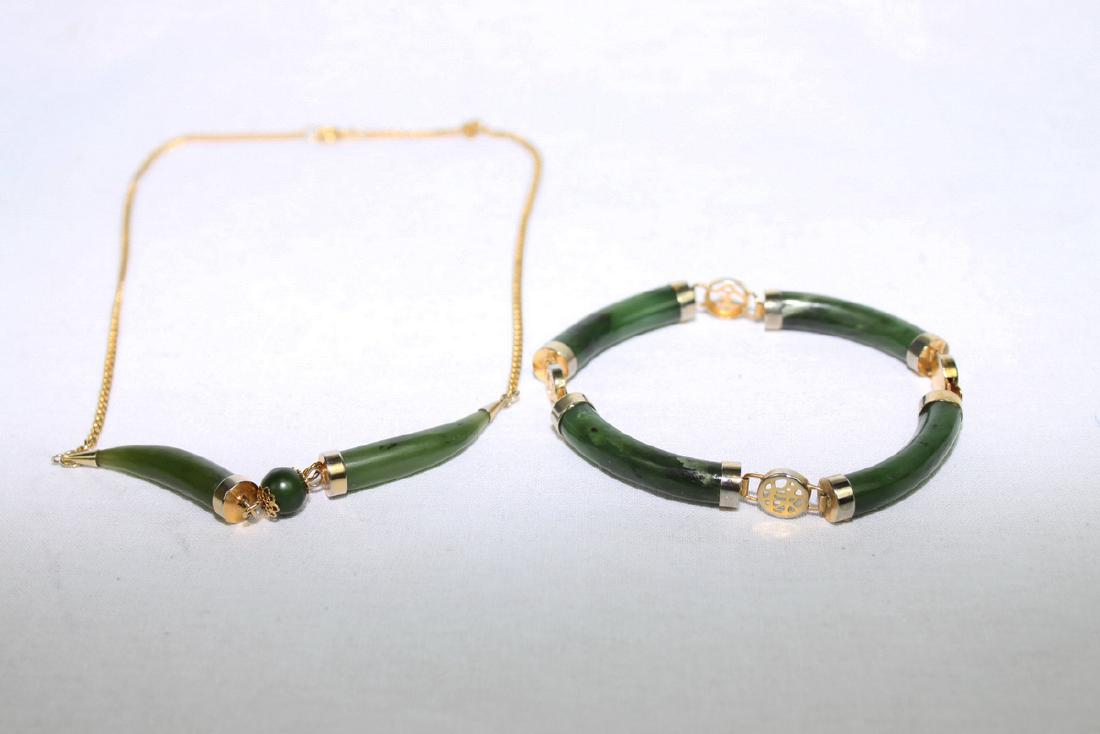 Chinese Jade Necklace and Bracelet (1 of 6)