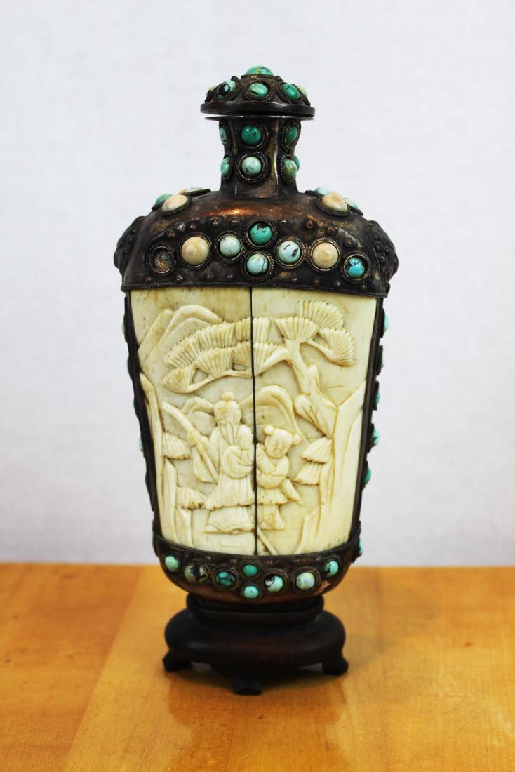 Antique Chinese Hand carved snuff bottle (1 of 10)