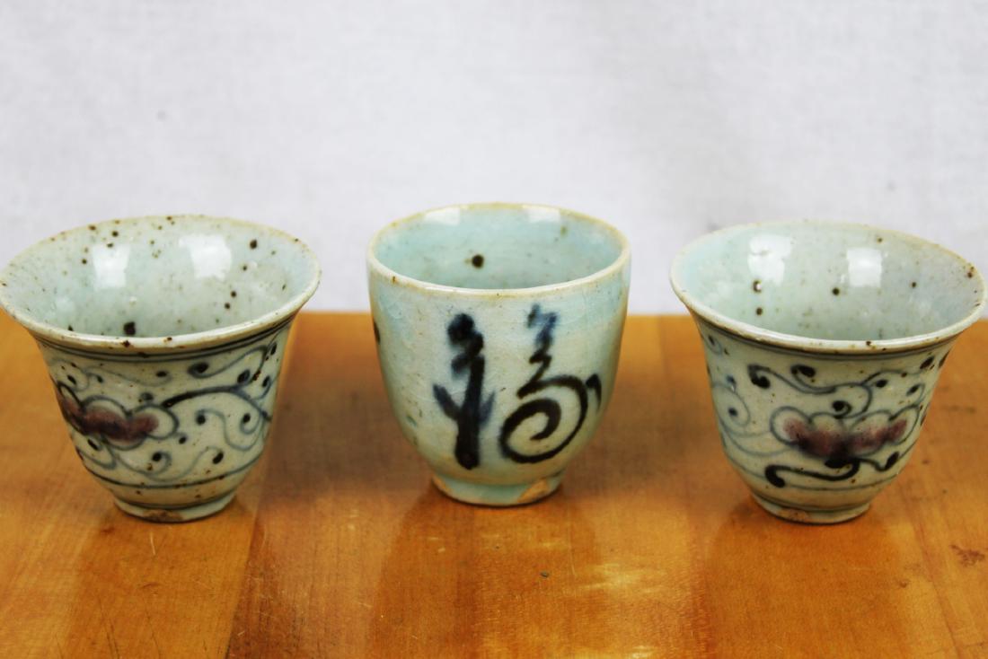 Antique Chinese Porcelain Cups: This is used for as "shot glasses" to drink liquor . 2.5''x2''