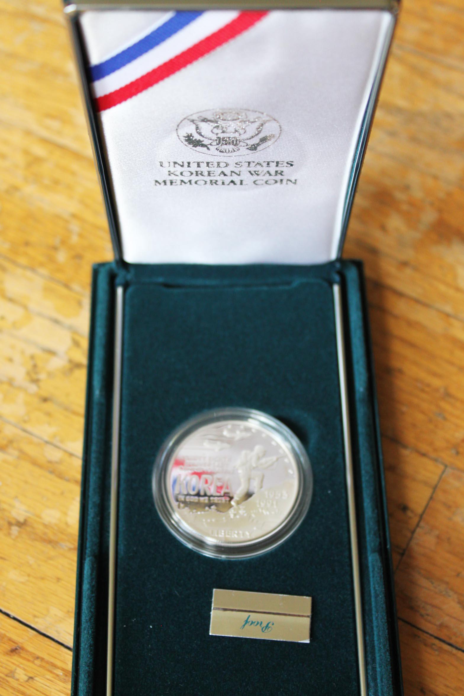 United States Koean War Memorial Coin: Korean War Memorial coin
