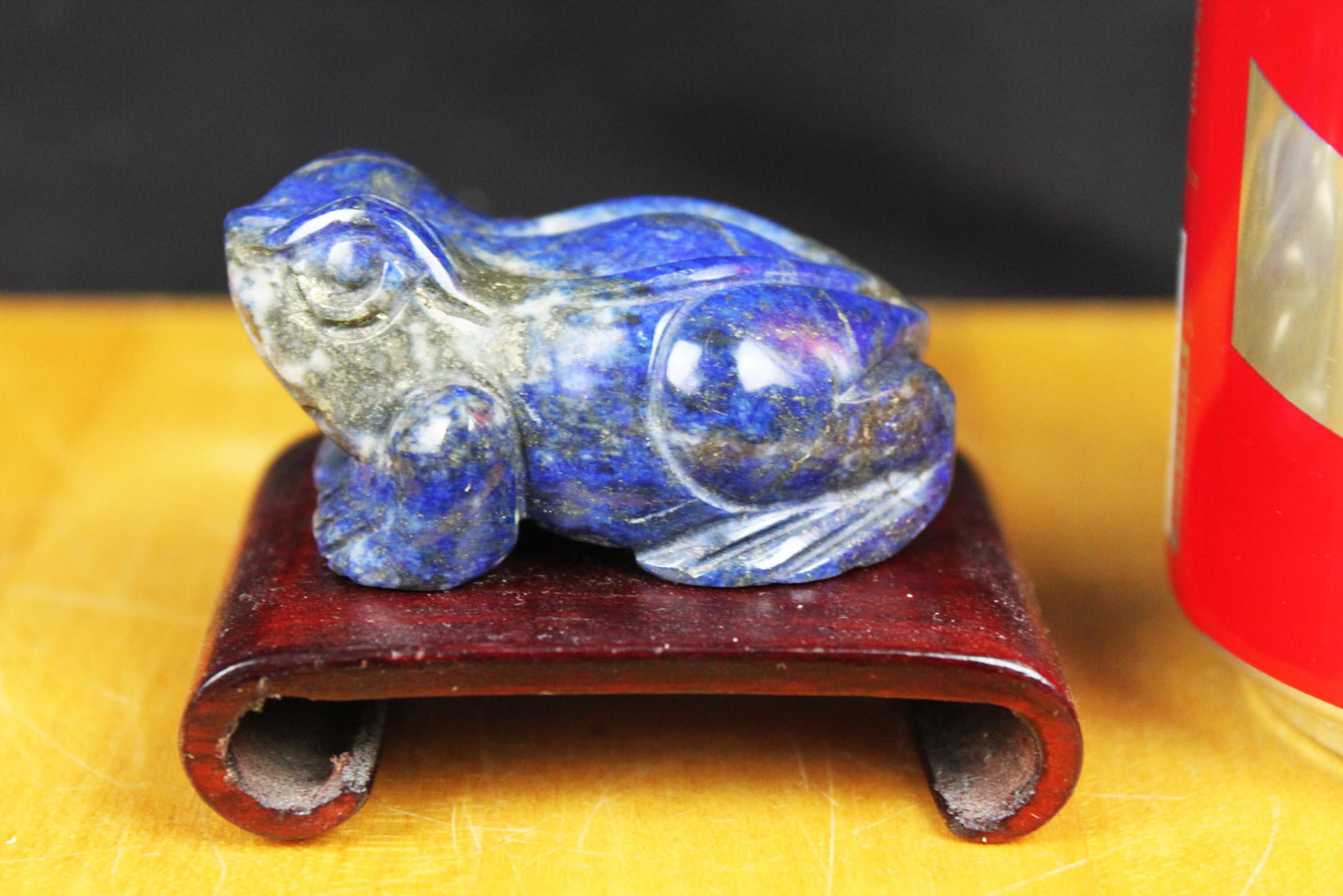 Hand Carved Lapis lazuli Frog Shape: 2''x1.5''x1''